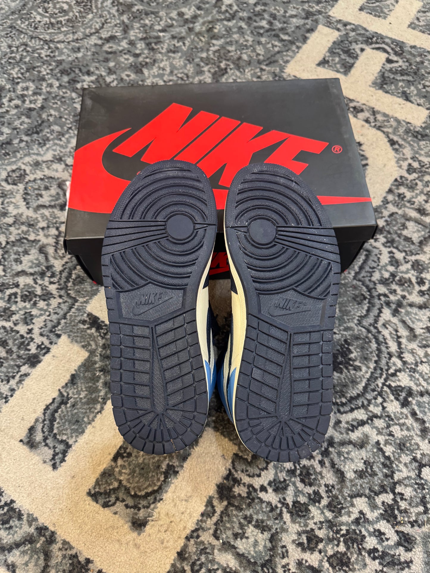 Pre-owned Retro 1 Obsidian