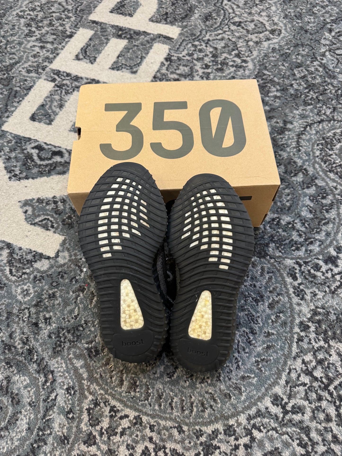 Pre-owned Carbon Beluga 350