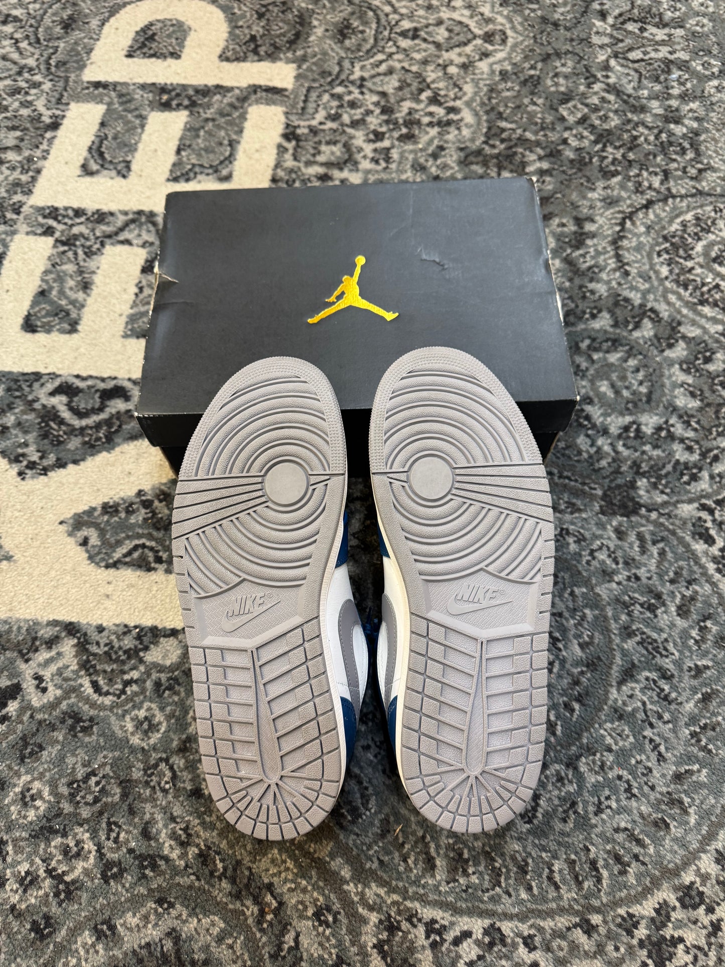 Pre-owned True Blue 1 Low