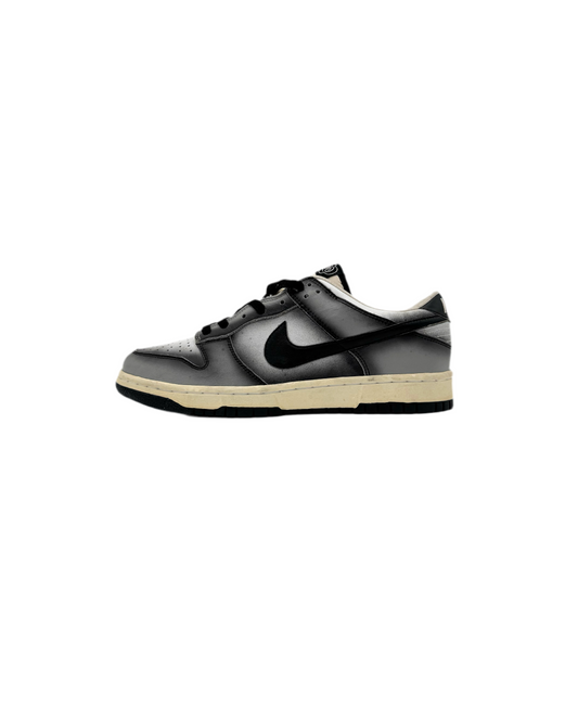 Brand New Nike Dunk Low Haze Salesman Sample (left only) 1 of 3
