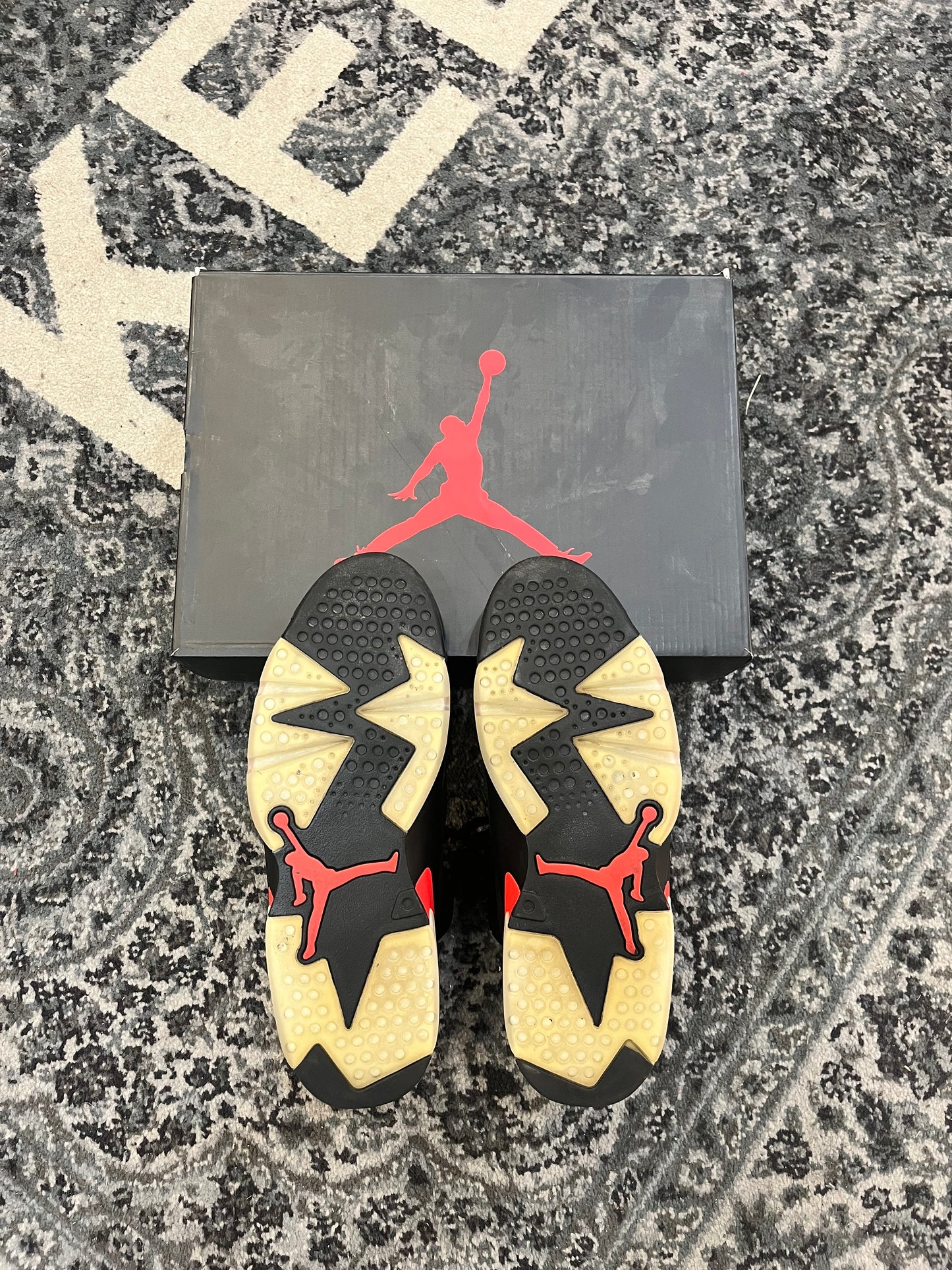 Pre-owned Infrared 6 (2019)