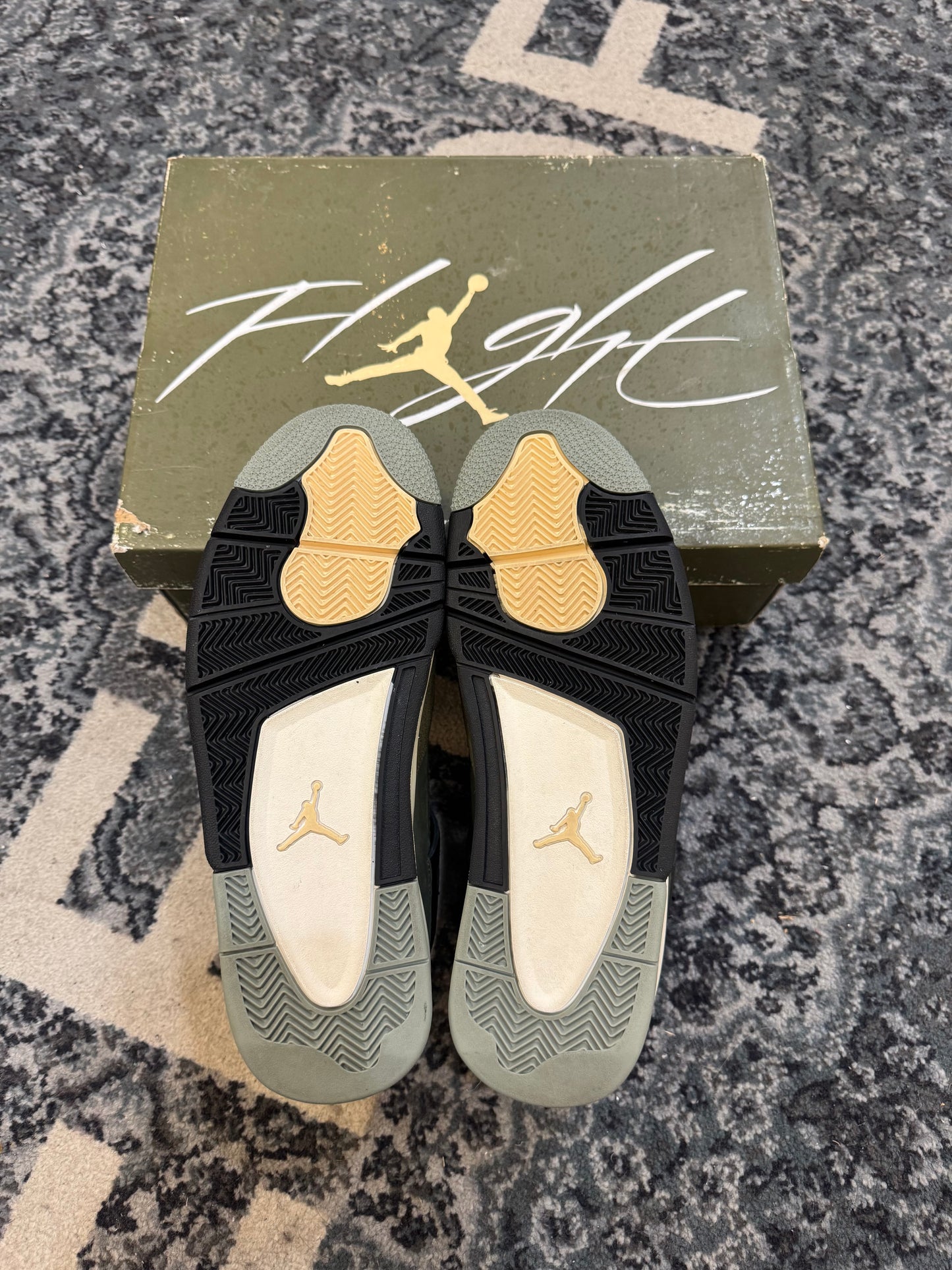 Pre-owned Retro 4 Craft Olive