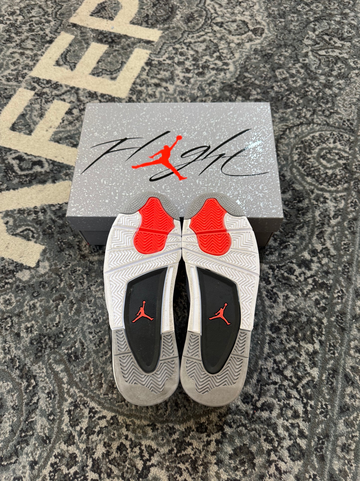 Pre-owned Infrared 4
