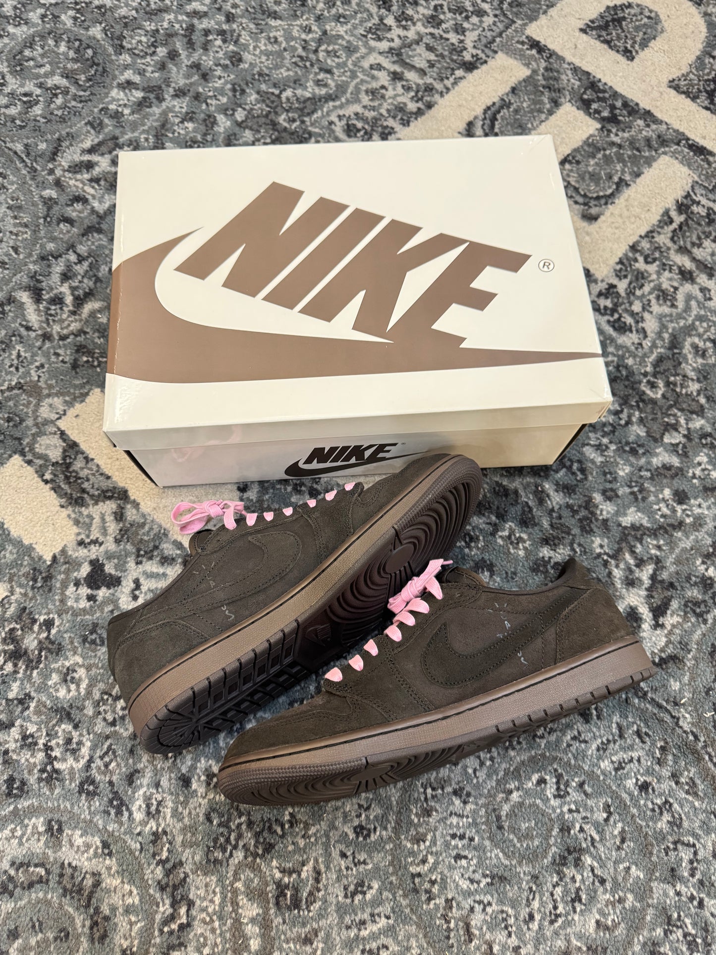 Pre-owned Retro 1 Low Travis Scott Velvet