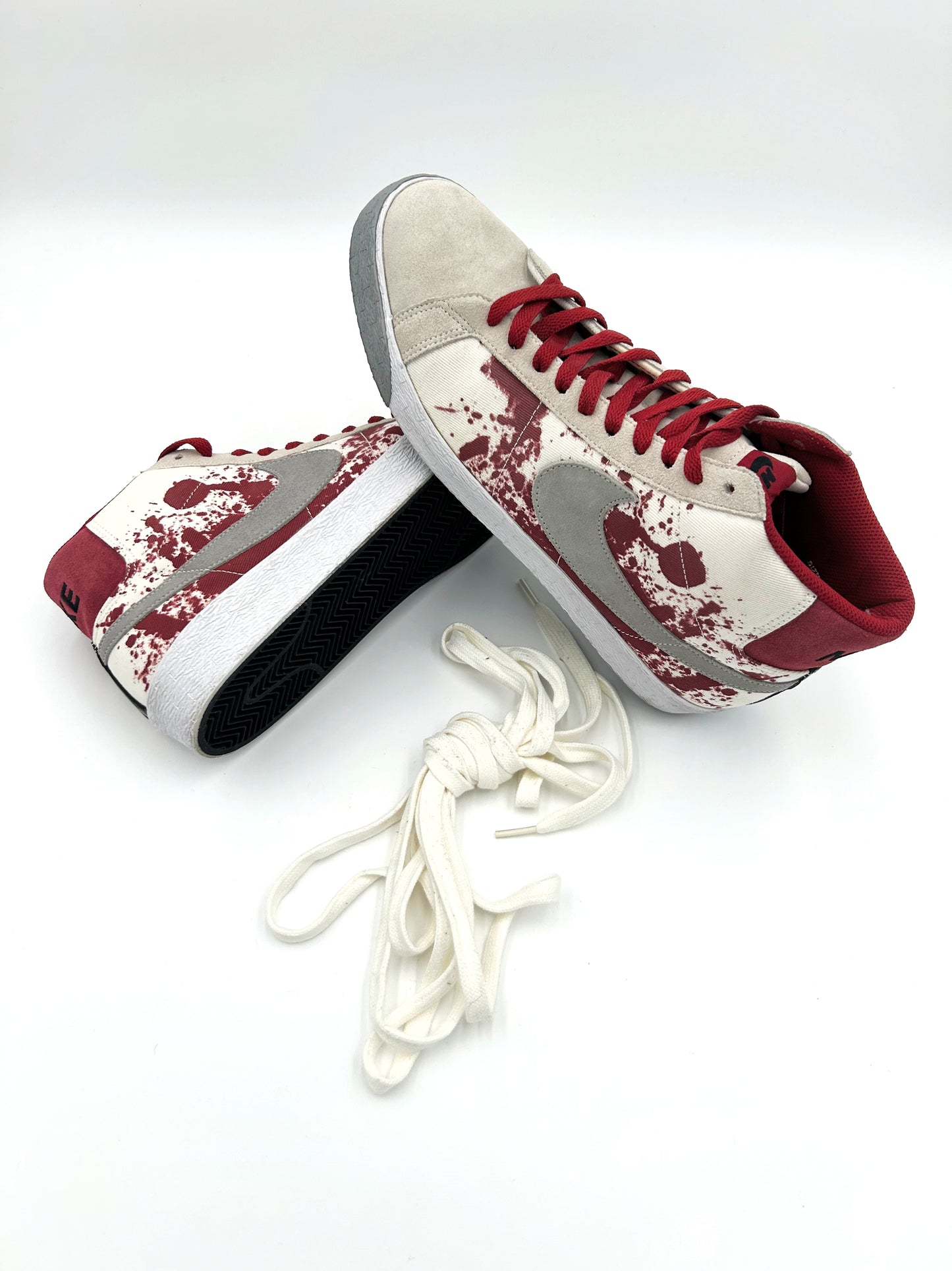 Pre-owned Nike SB Blazer Blood Splatter