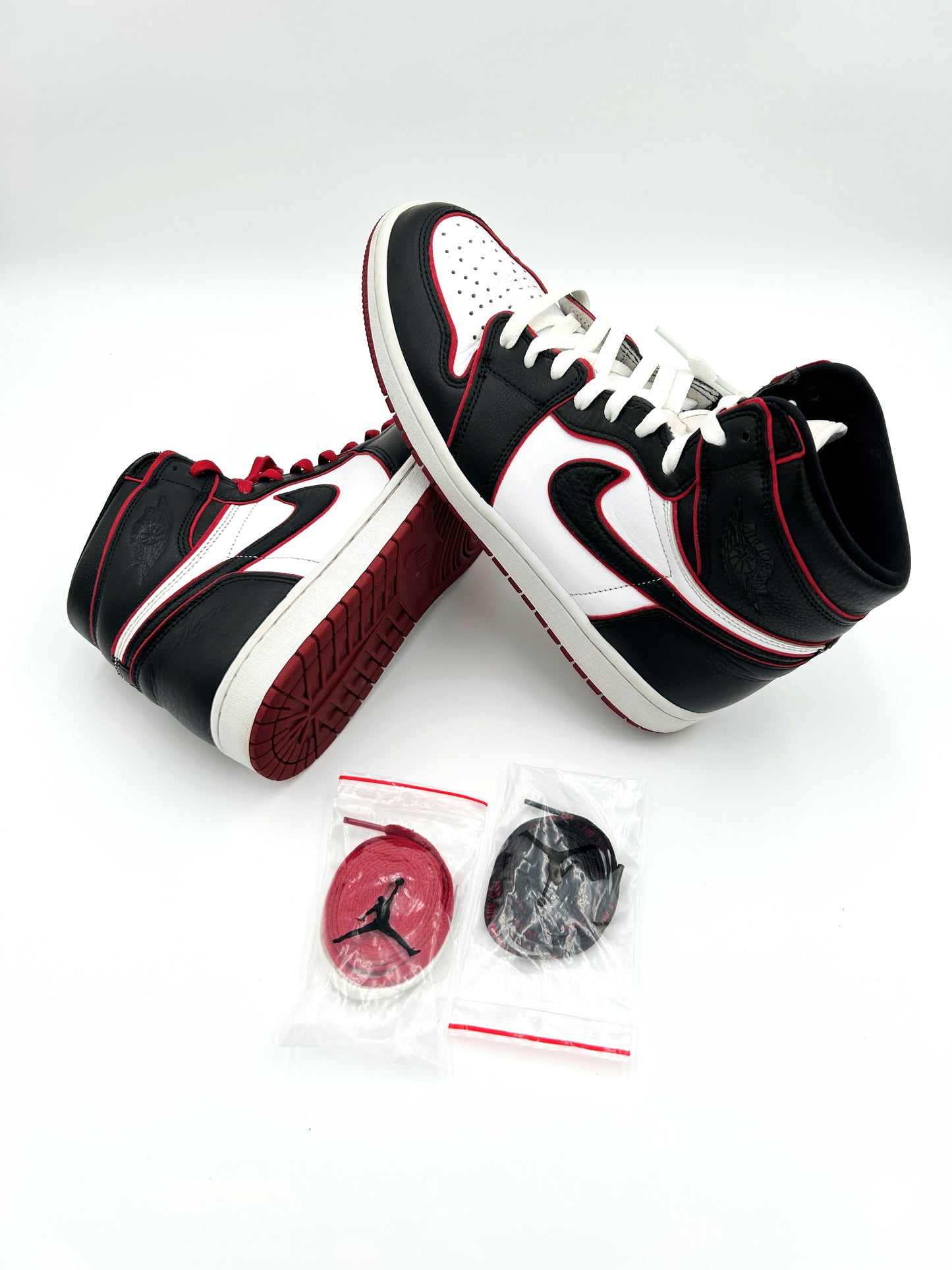 Pre-owned Retro 1 Bloodline