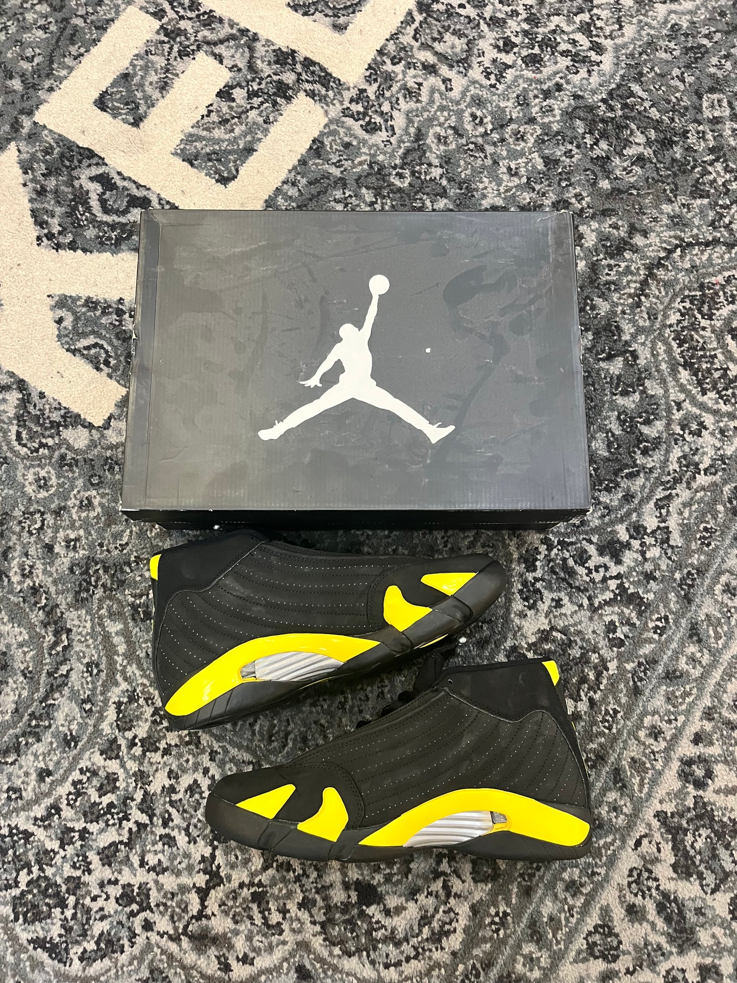Pre-owned Thunder 14