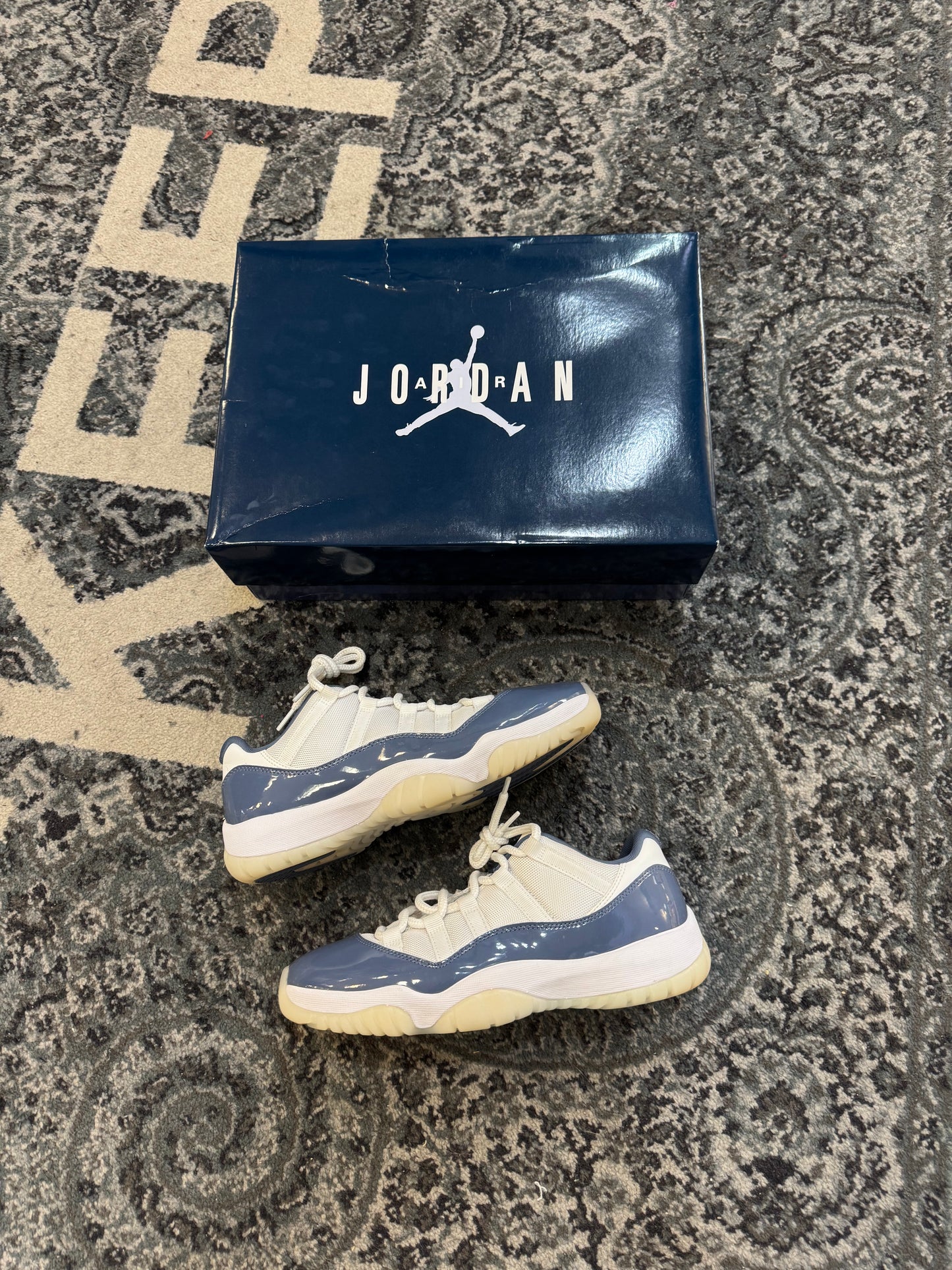 Pre-owned Diffused Blue 11 Low