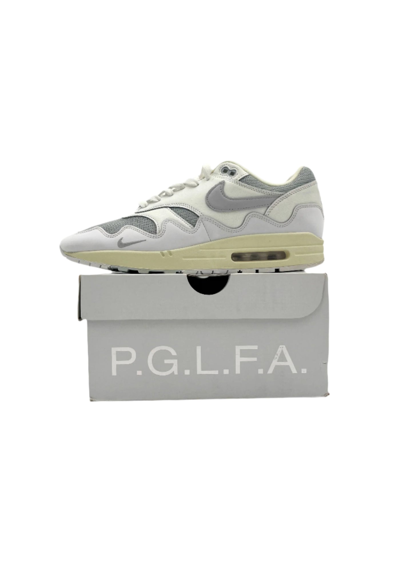 Pre-owned Nike Air Max 1 Patta Waves White