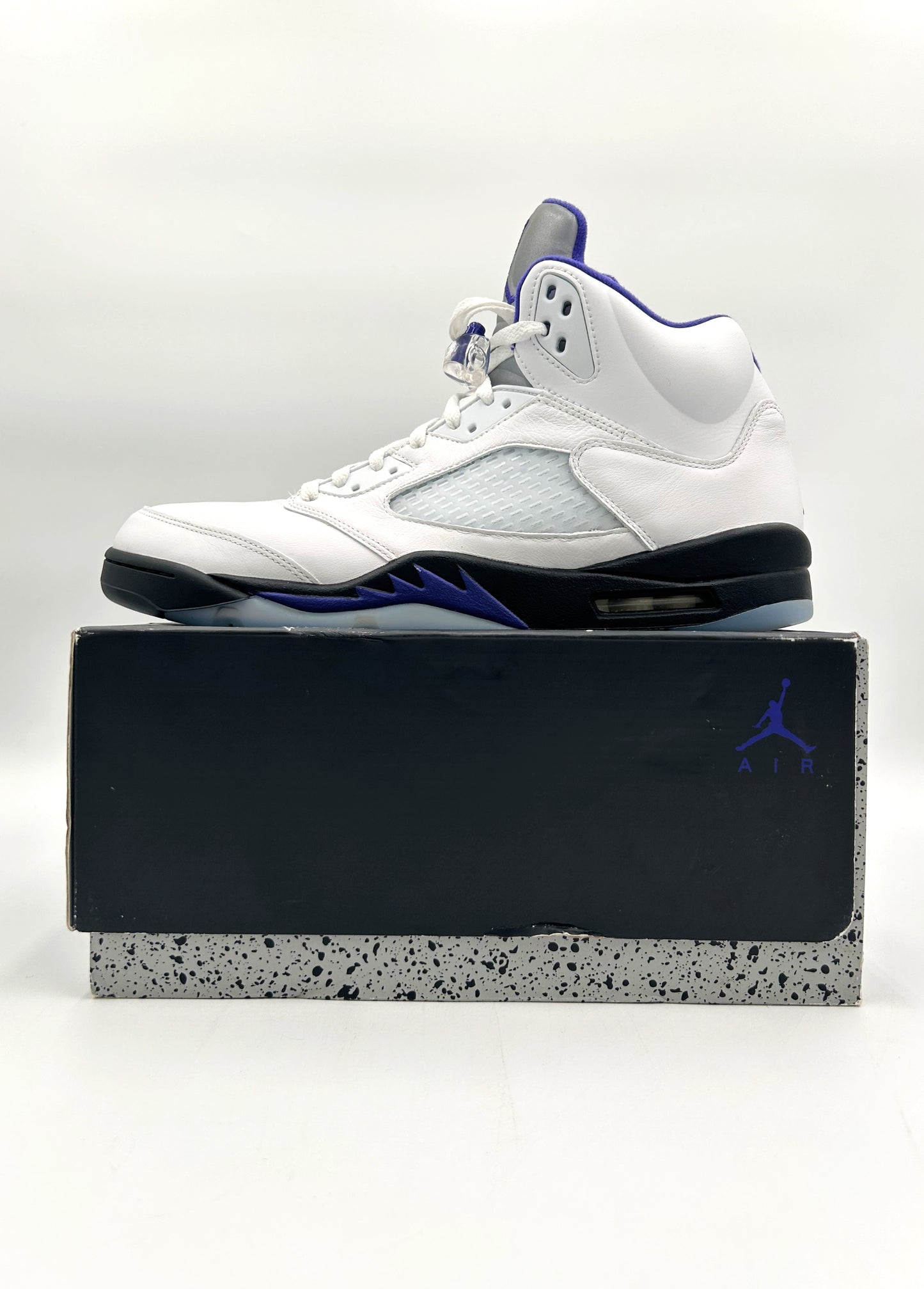 Pre-owned Retro 5 Dark Concord