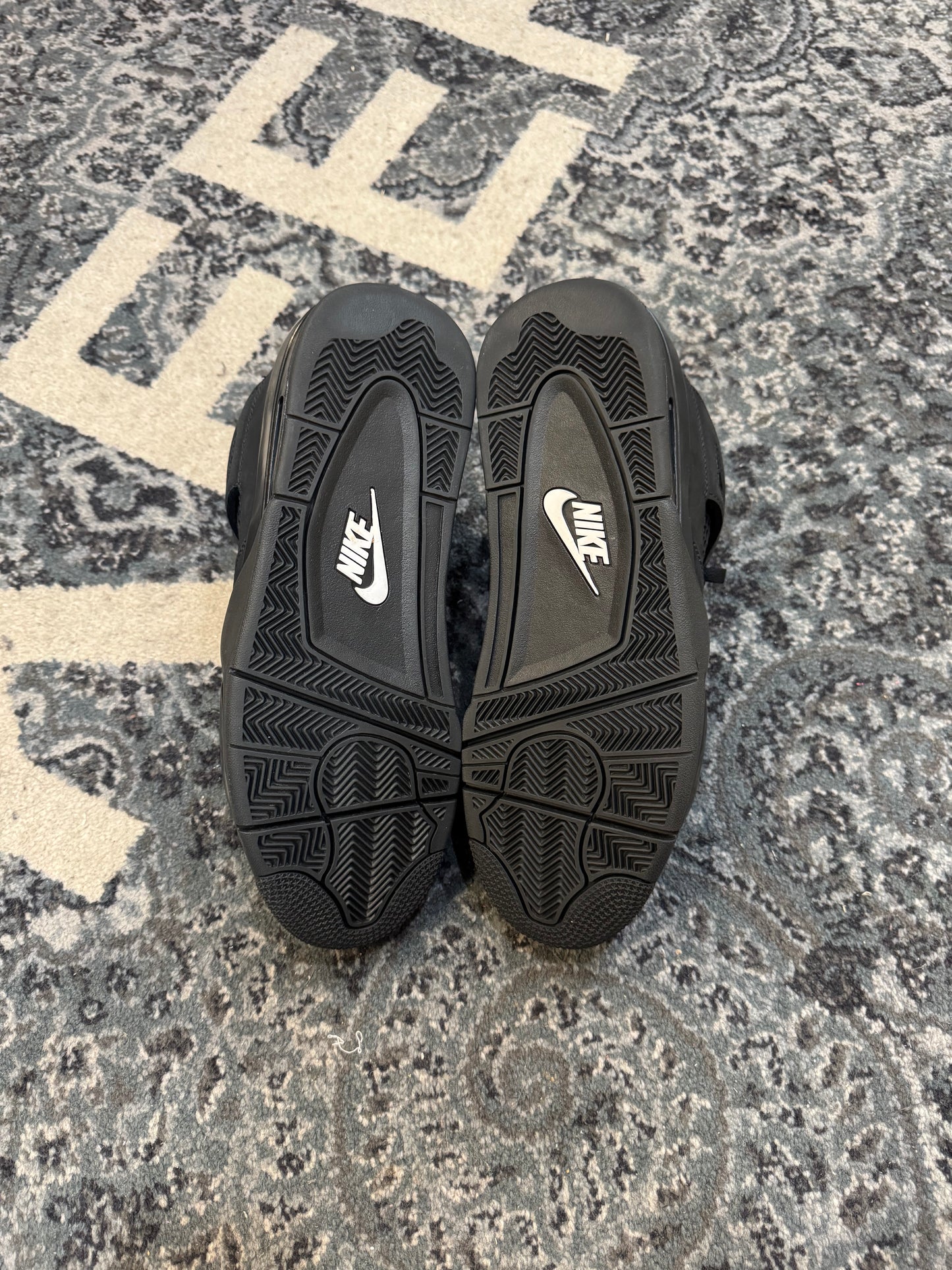 Pre-owned Retro 4 Black Cat