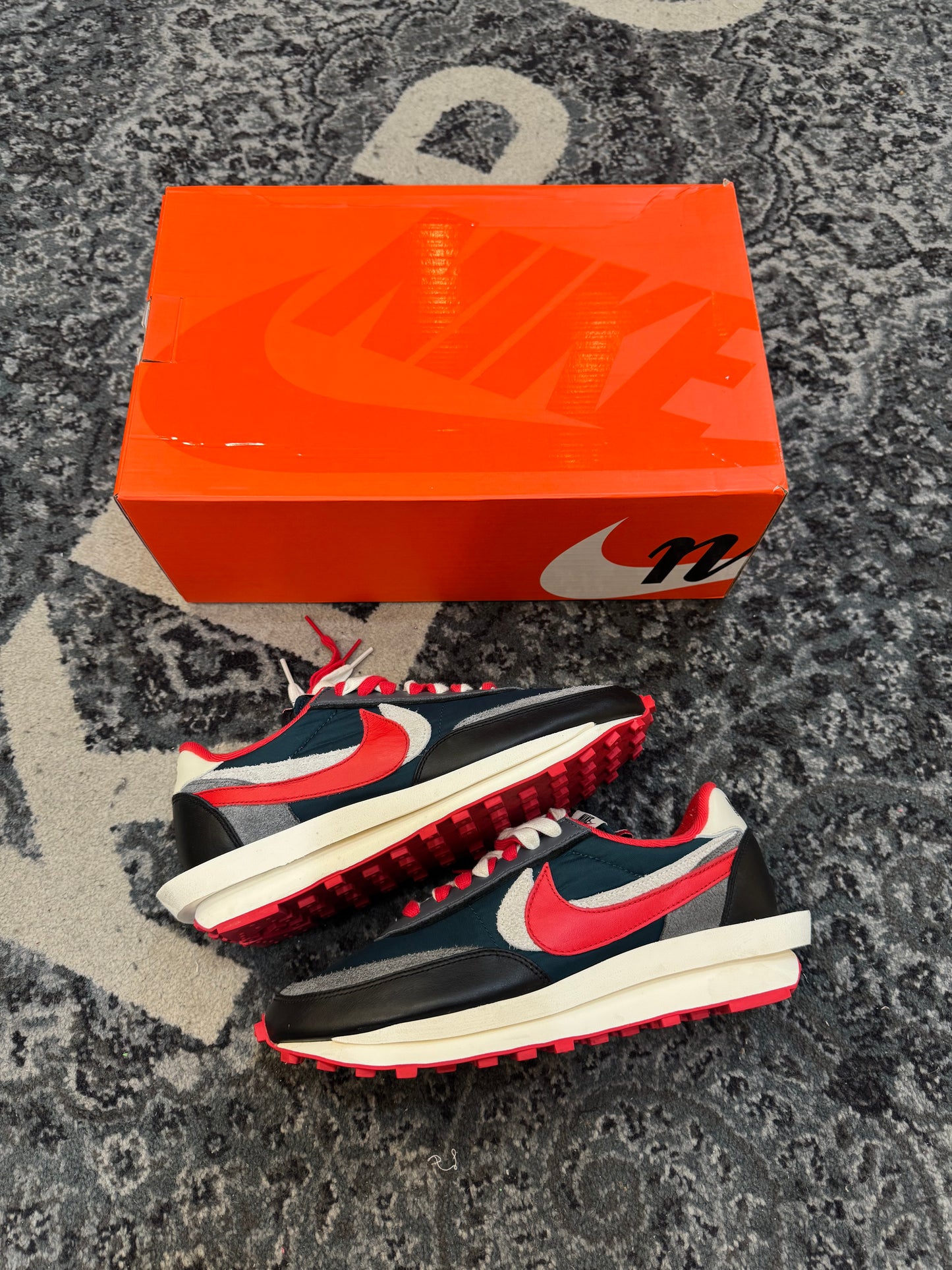 Pre-owned Nike Sacai Undercover Red
