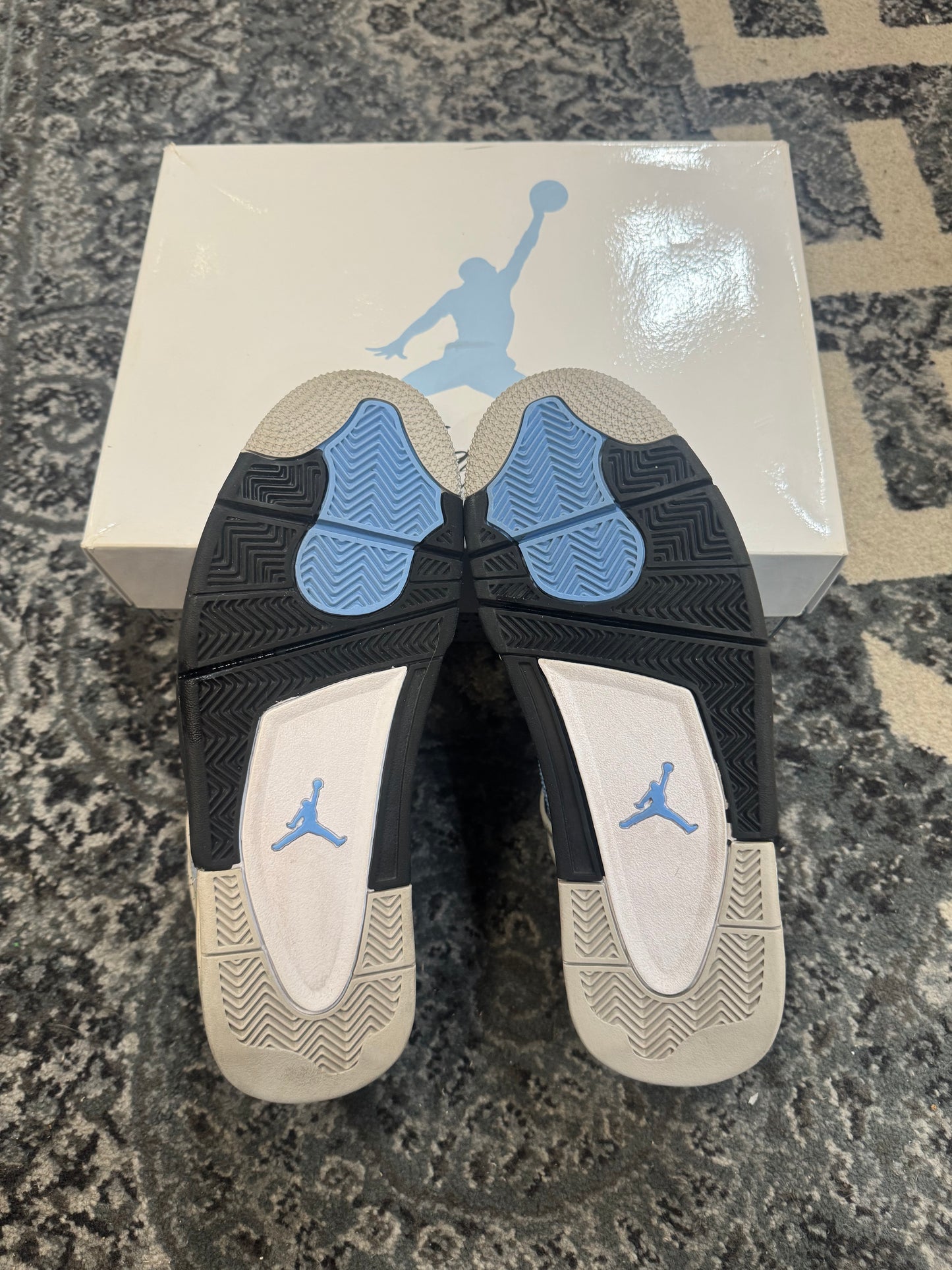 Pre-owned Retro 4 University Blue