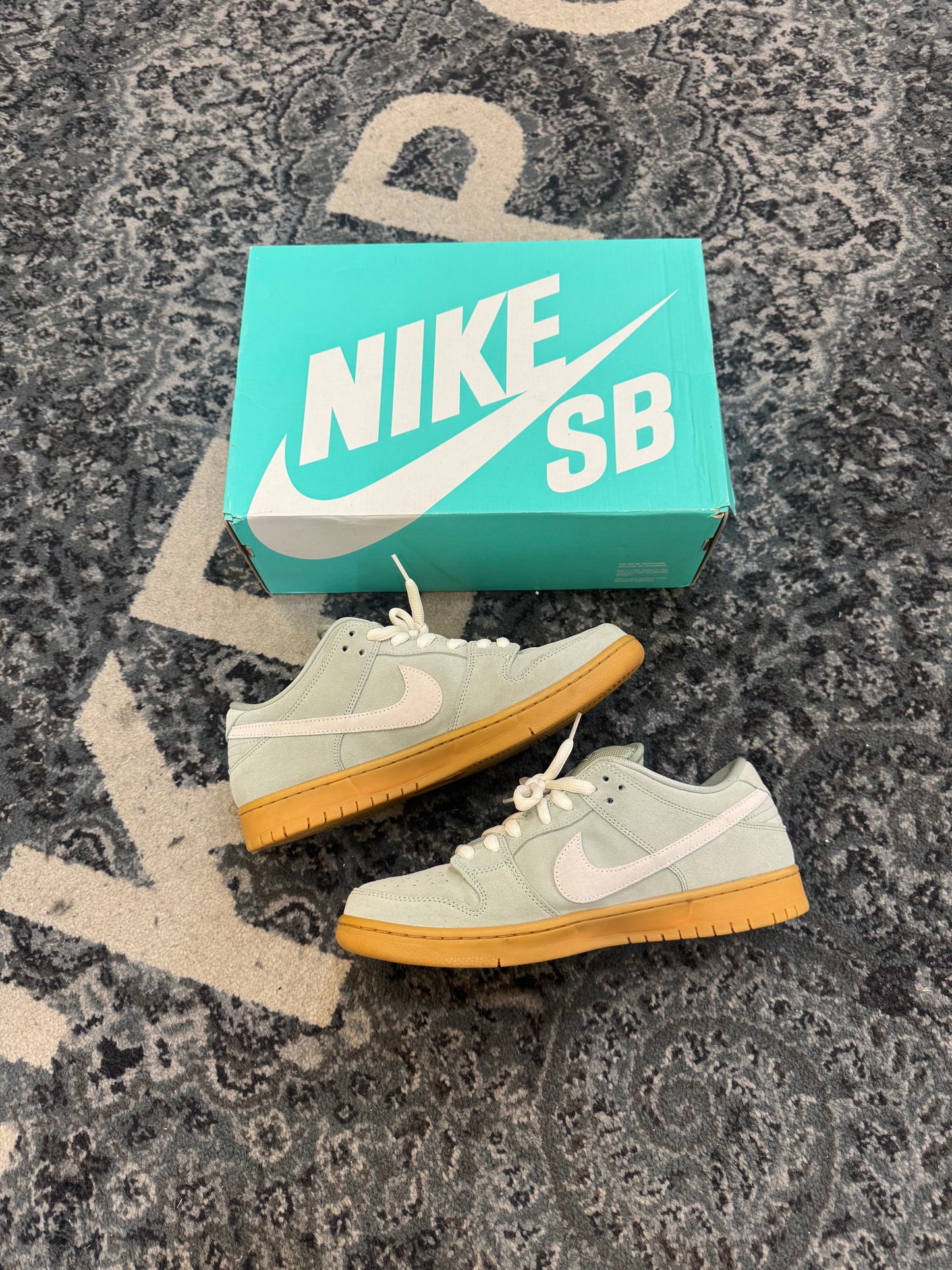 Pre-owned Island Green Gum SB Dunk