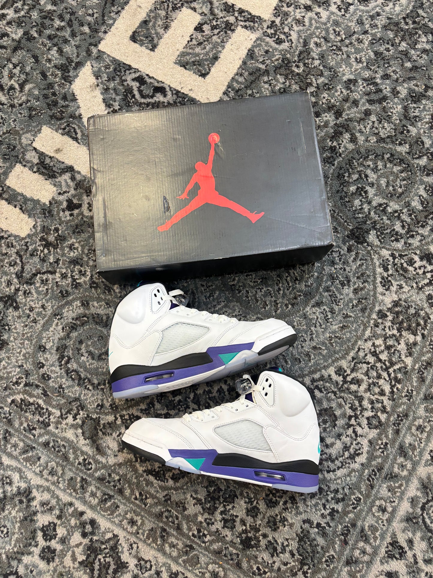 Pre-owned Grape 5