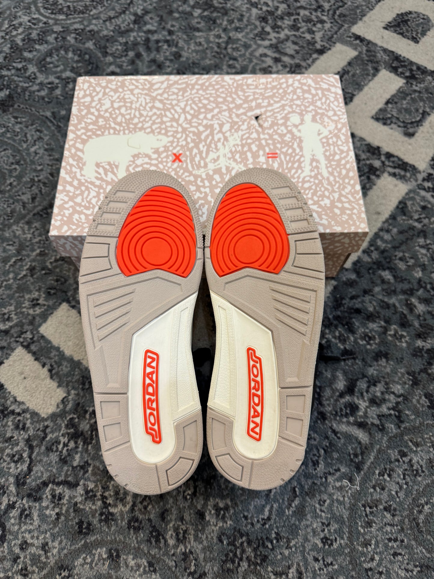 Pre-owned retro 3 Desert Elephant