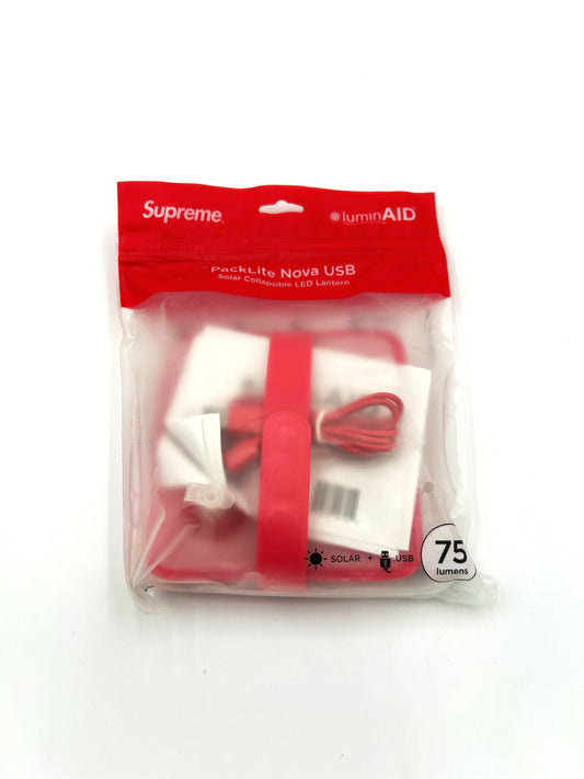 Supreme LuminAID Packlite Nova USB