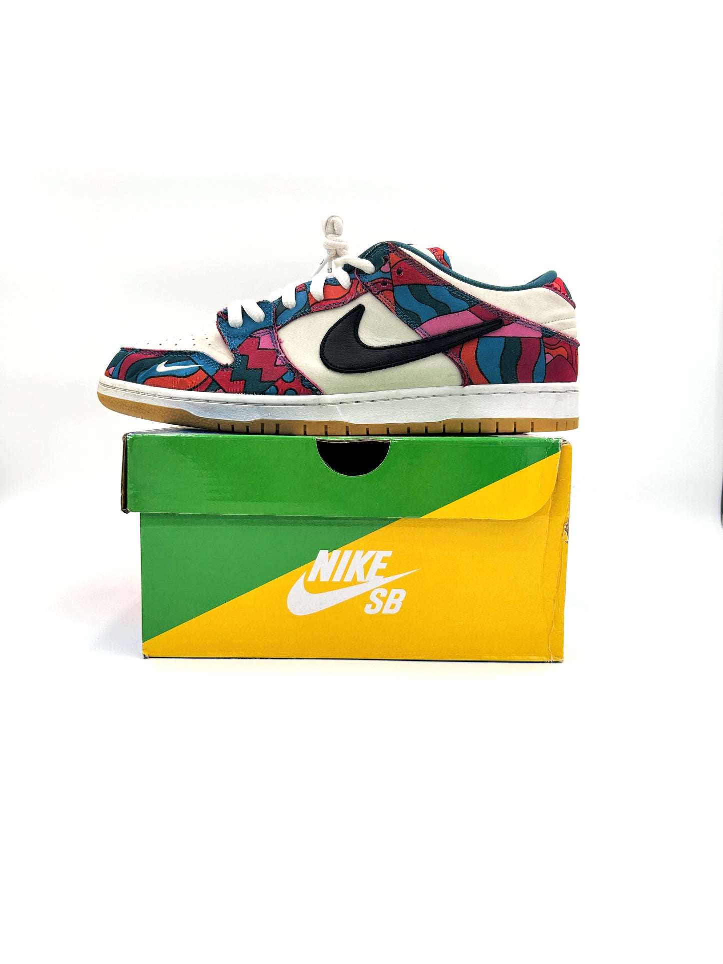 Pre-owned Nike SB Dunk Parra abstract art