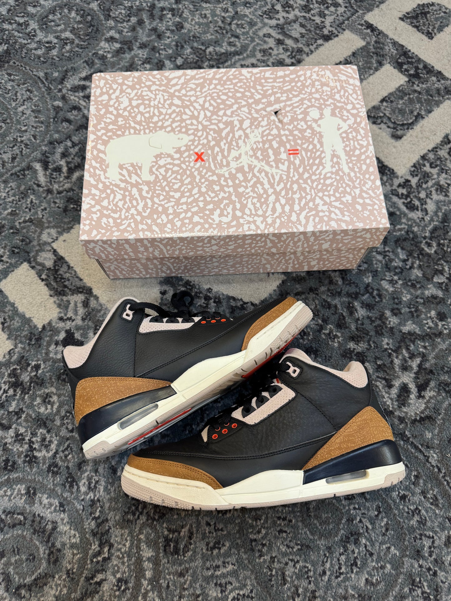 Pre-owned retro 3 Desert Elephant