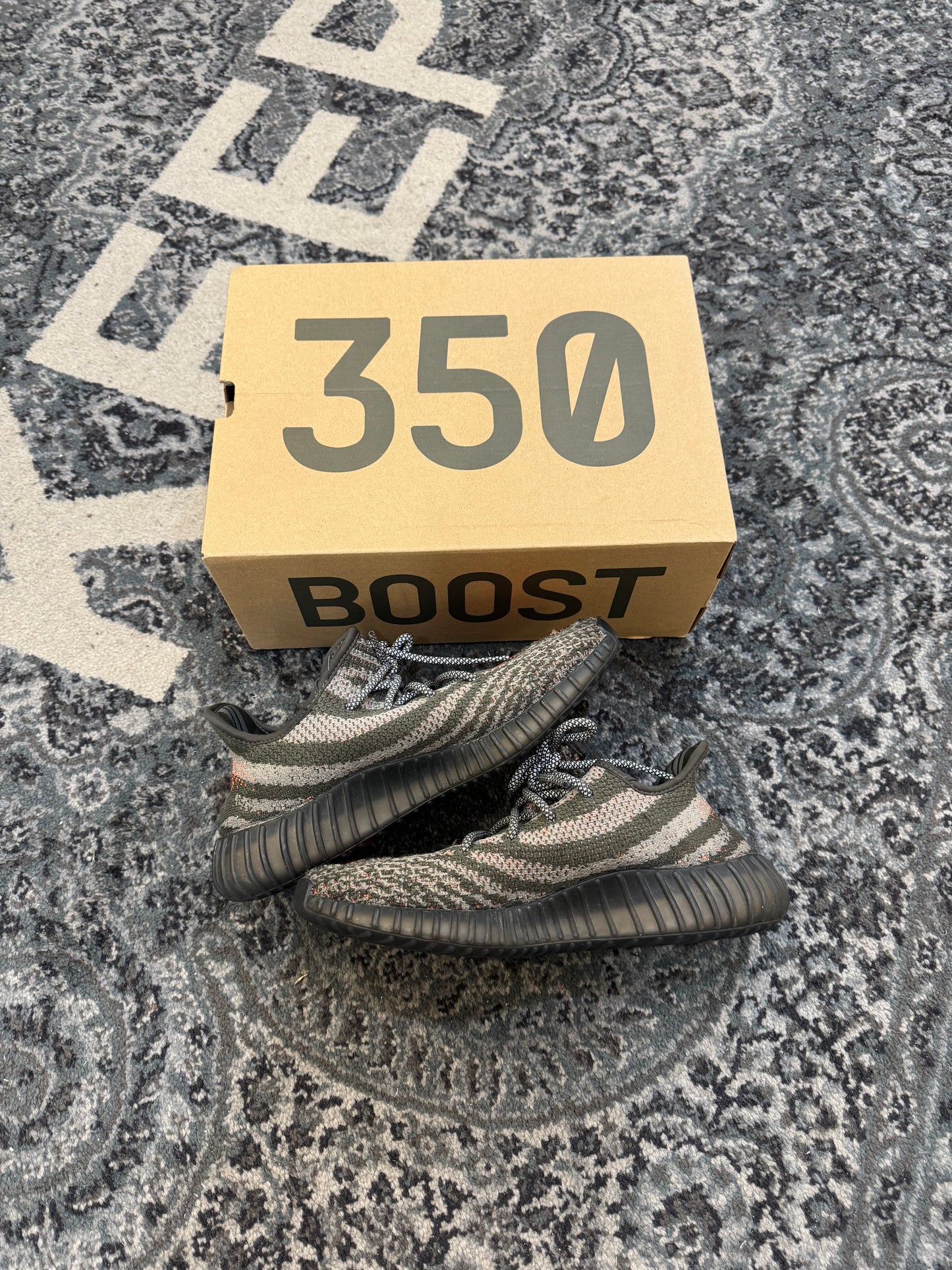 Pre-owned Carbon Beluga 350