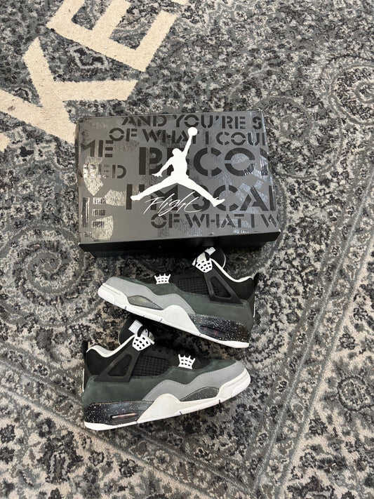 Pre-owned Fear 4