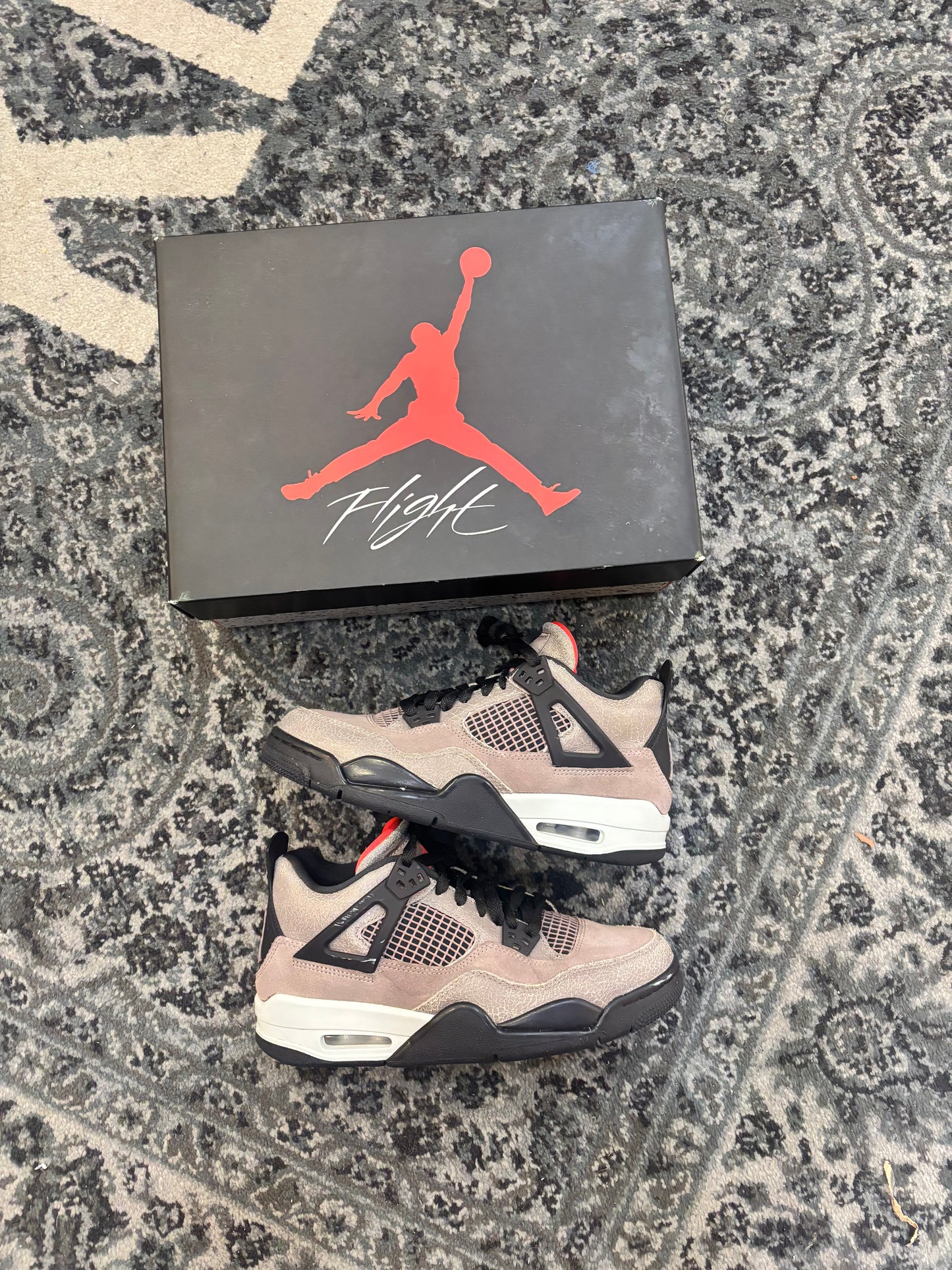 Pre-owned Taupe Haze 4