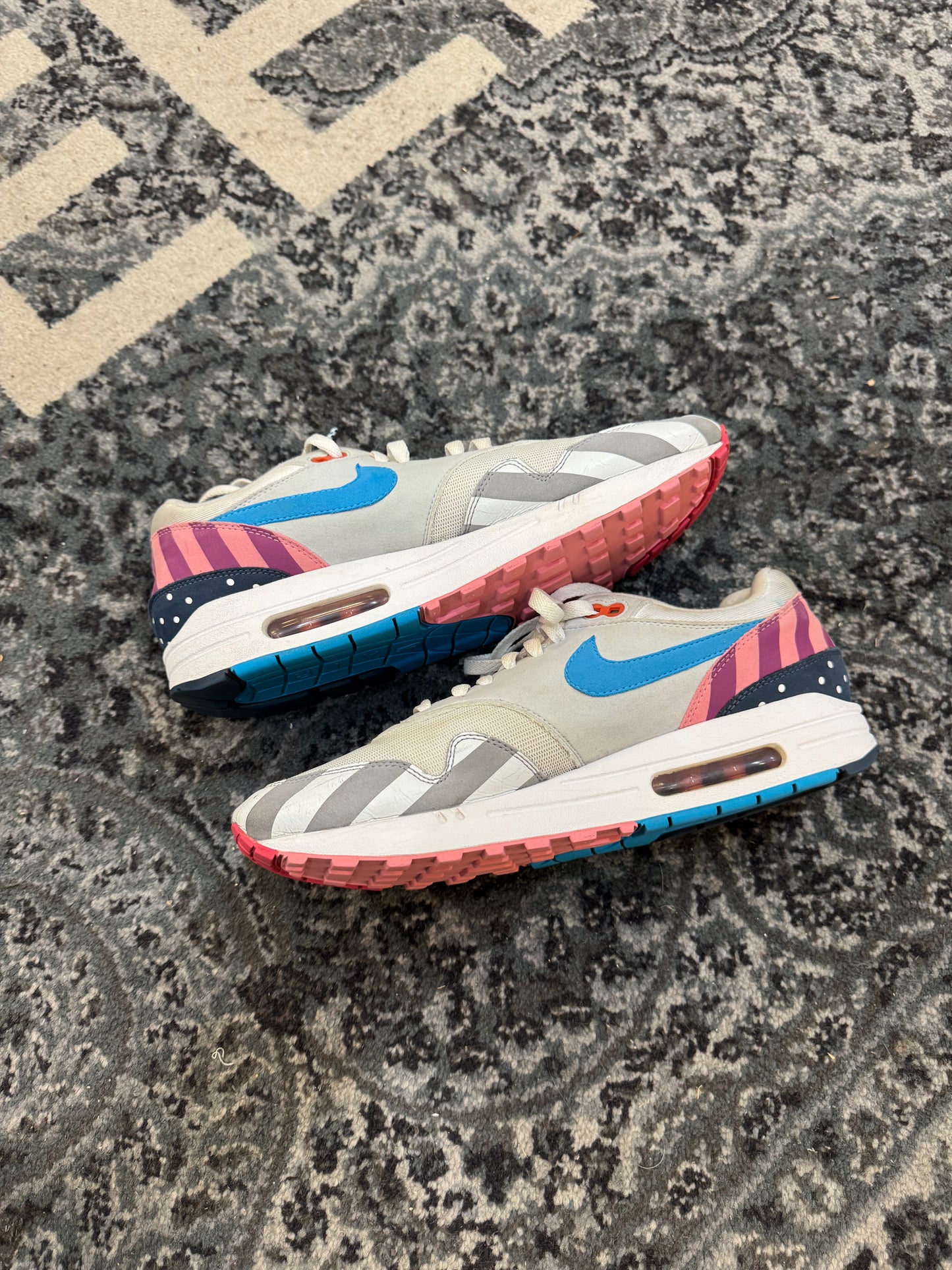 Pre-owned air max 1 Parra
