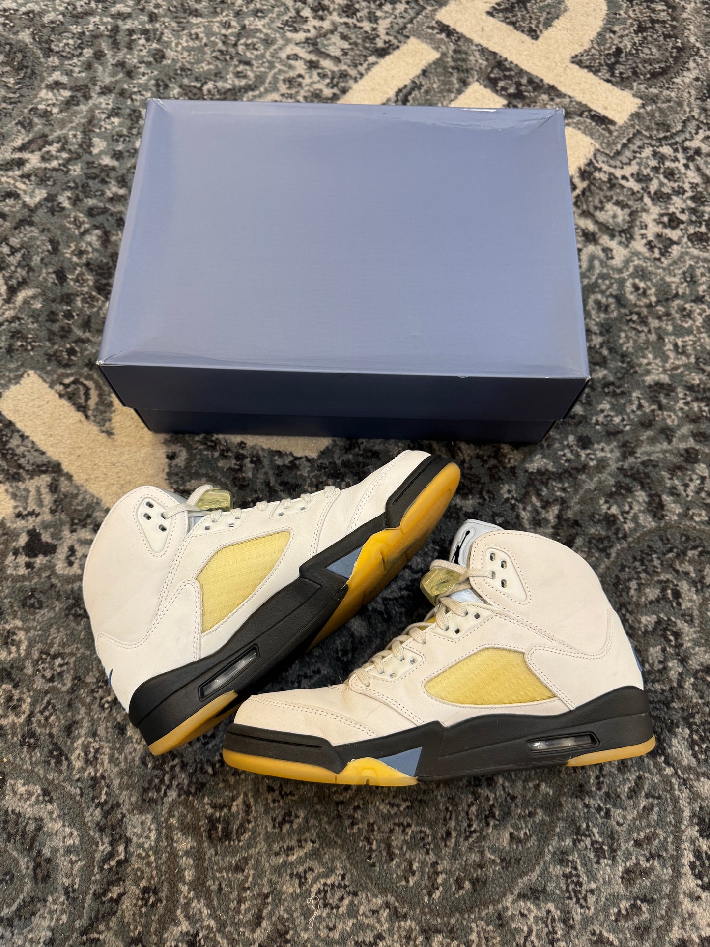 Pre-owned Retro 5 A ma Maniere Dawn