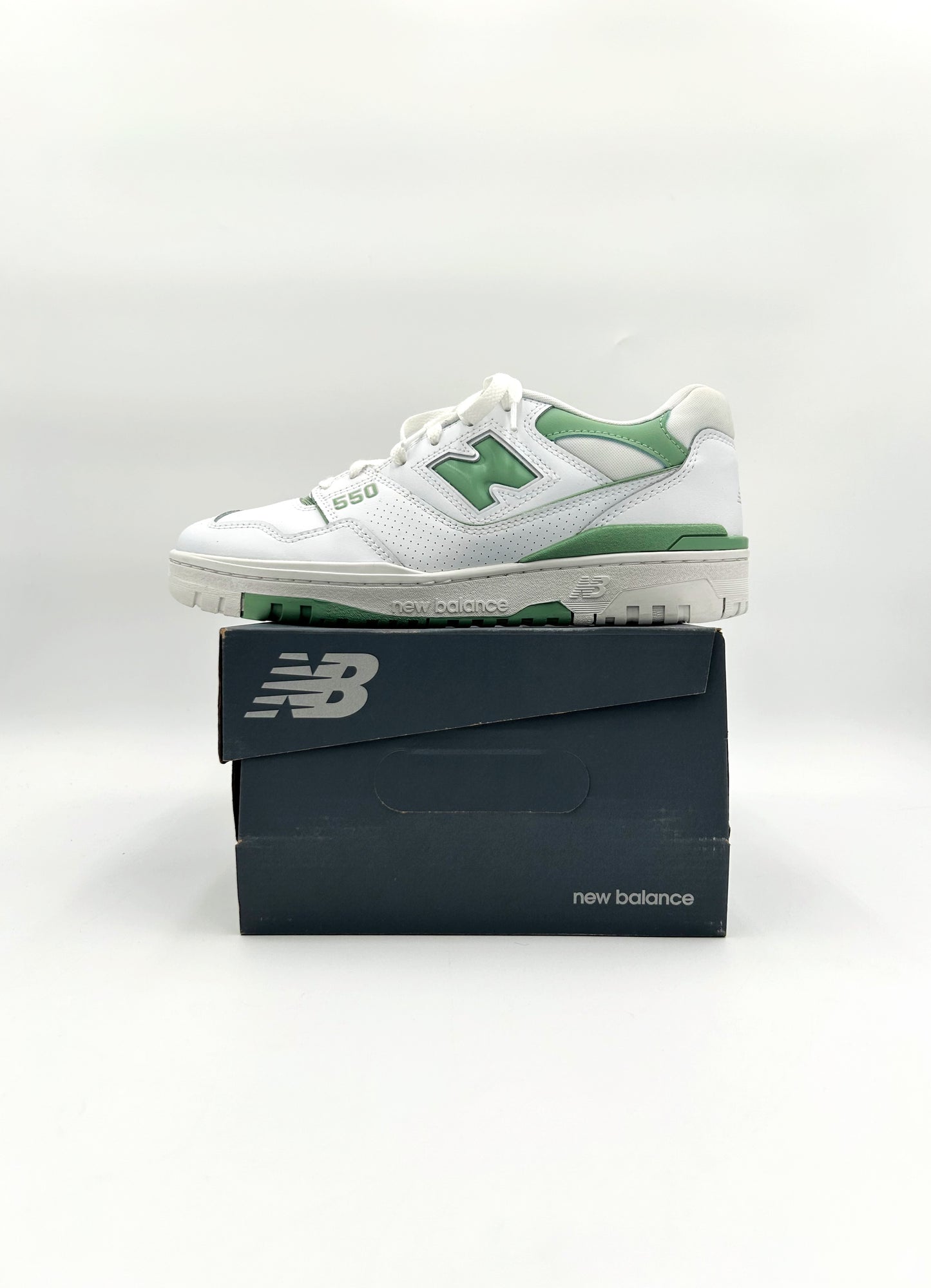 Pre-owned New Balance 550 White Mint Green