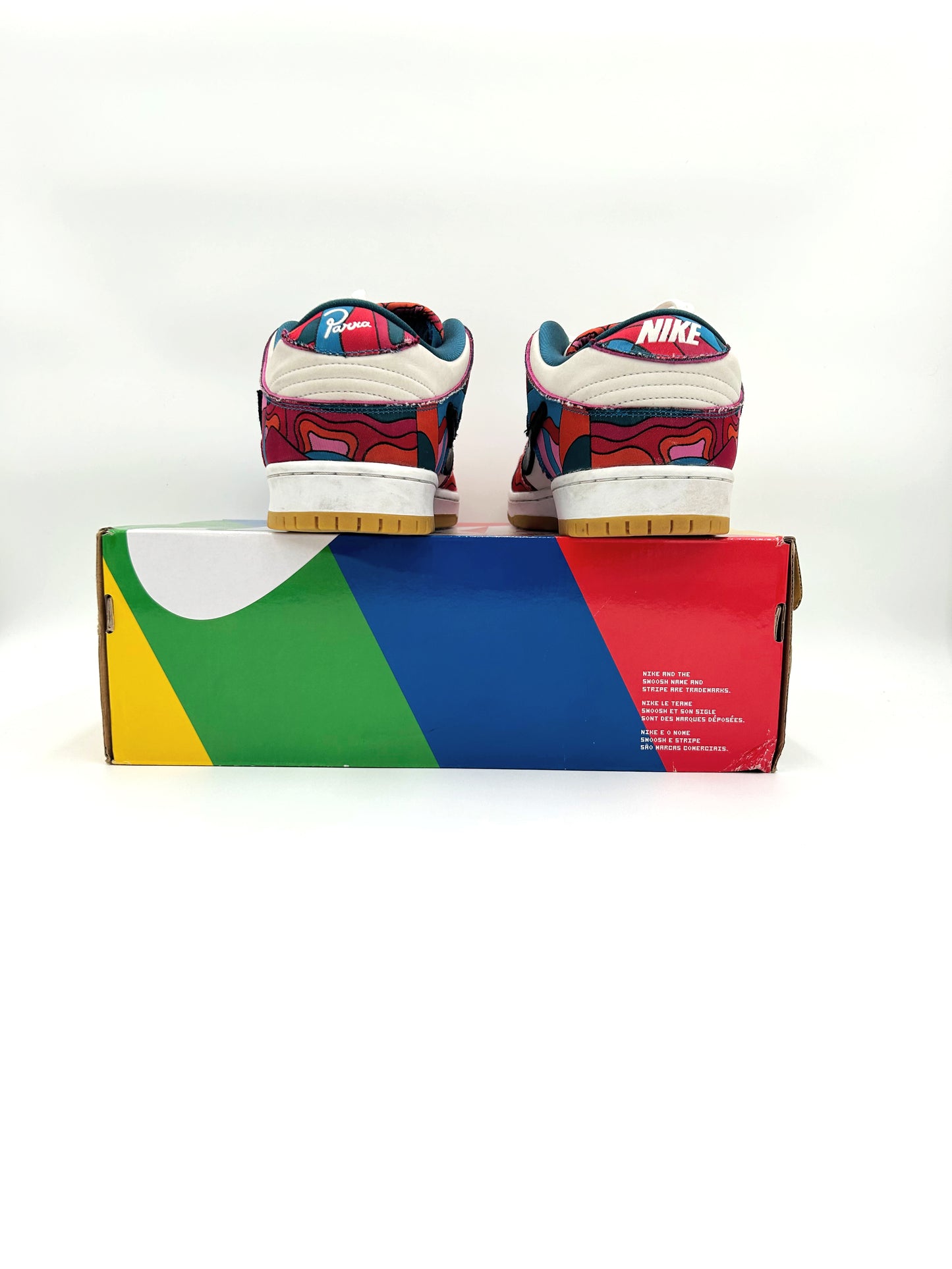 Pre-owned Nike SB Dunk Parra abstract art