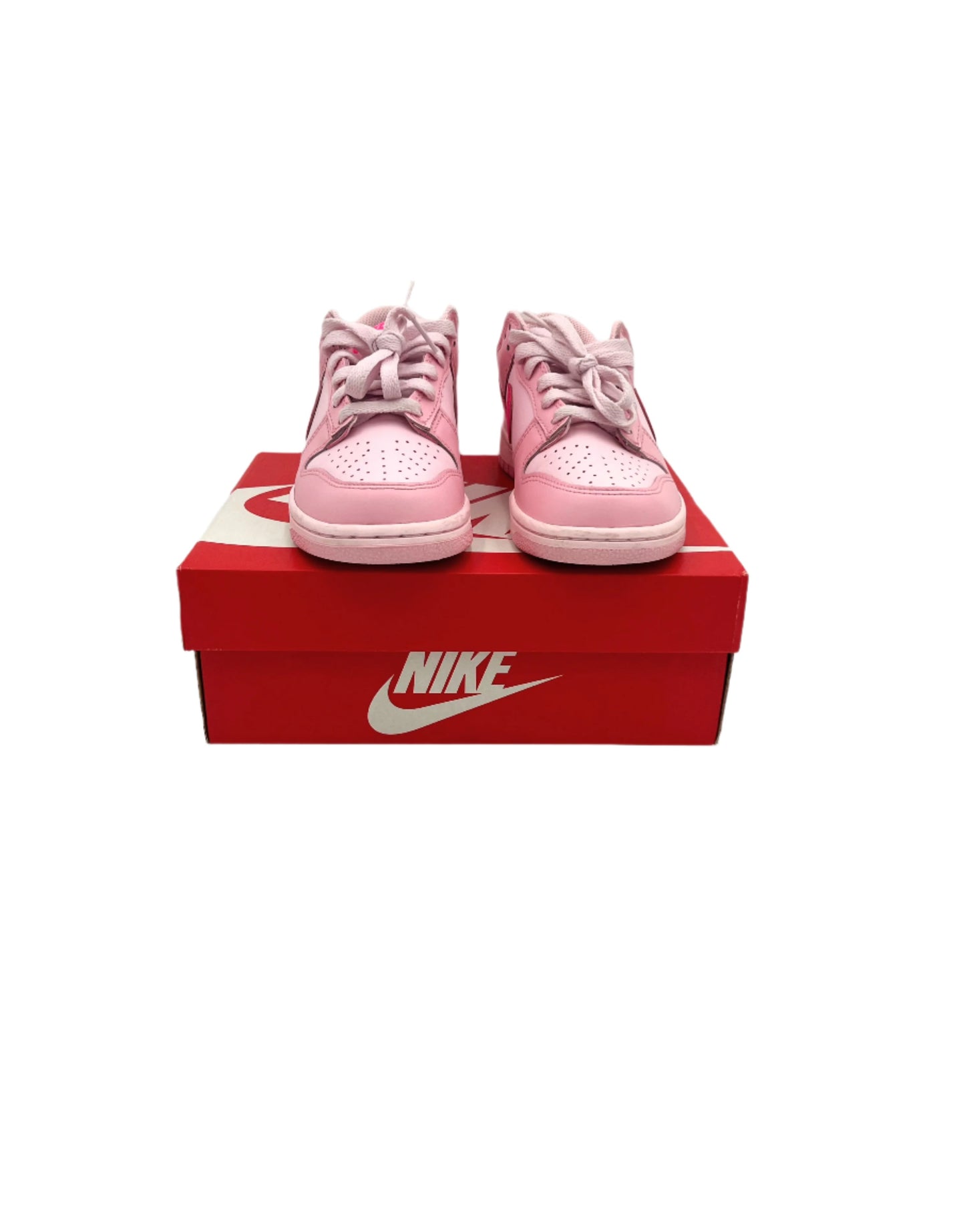 Pre-owned Nike Dunk Low Triple Pink (GS)