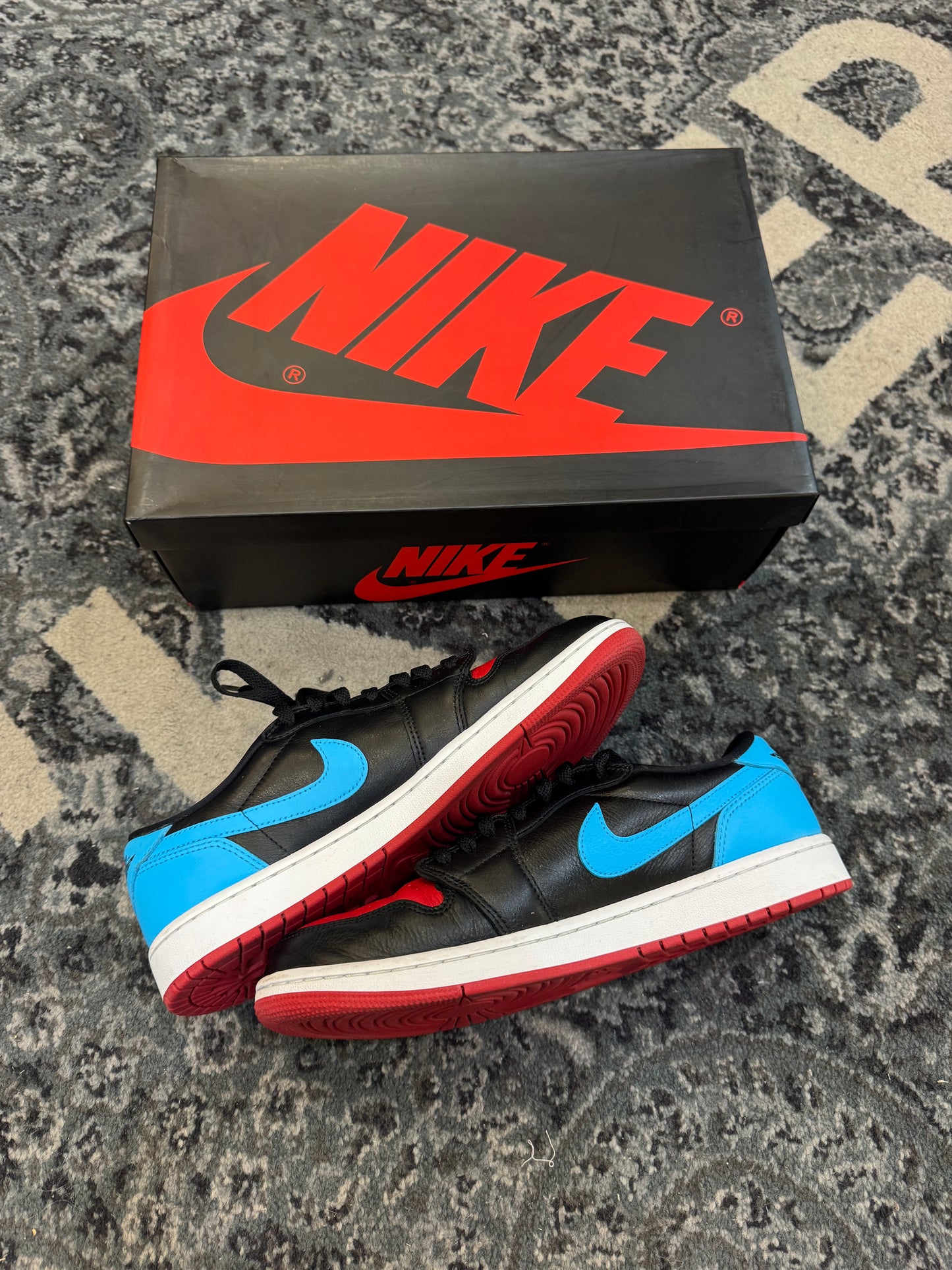Pre-owned Retro 1 Low NC to Chi