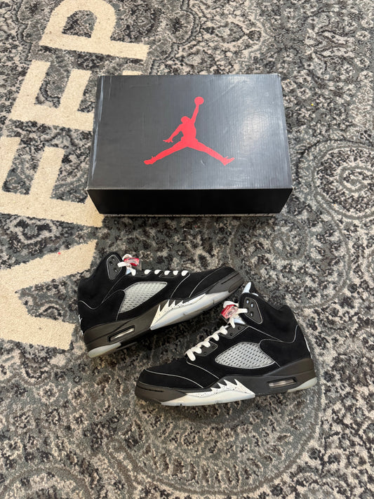 Pre-owned Metallic black 5