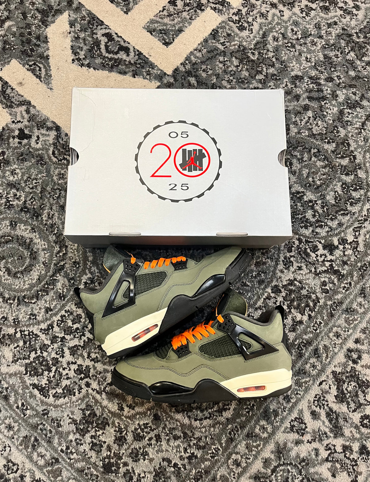 Pre-owned Undefeated 4