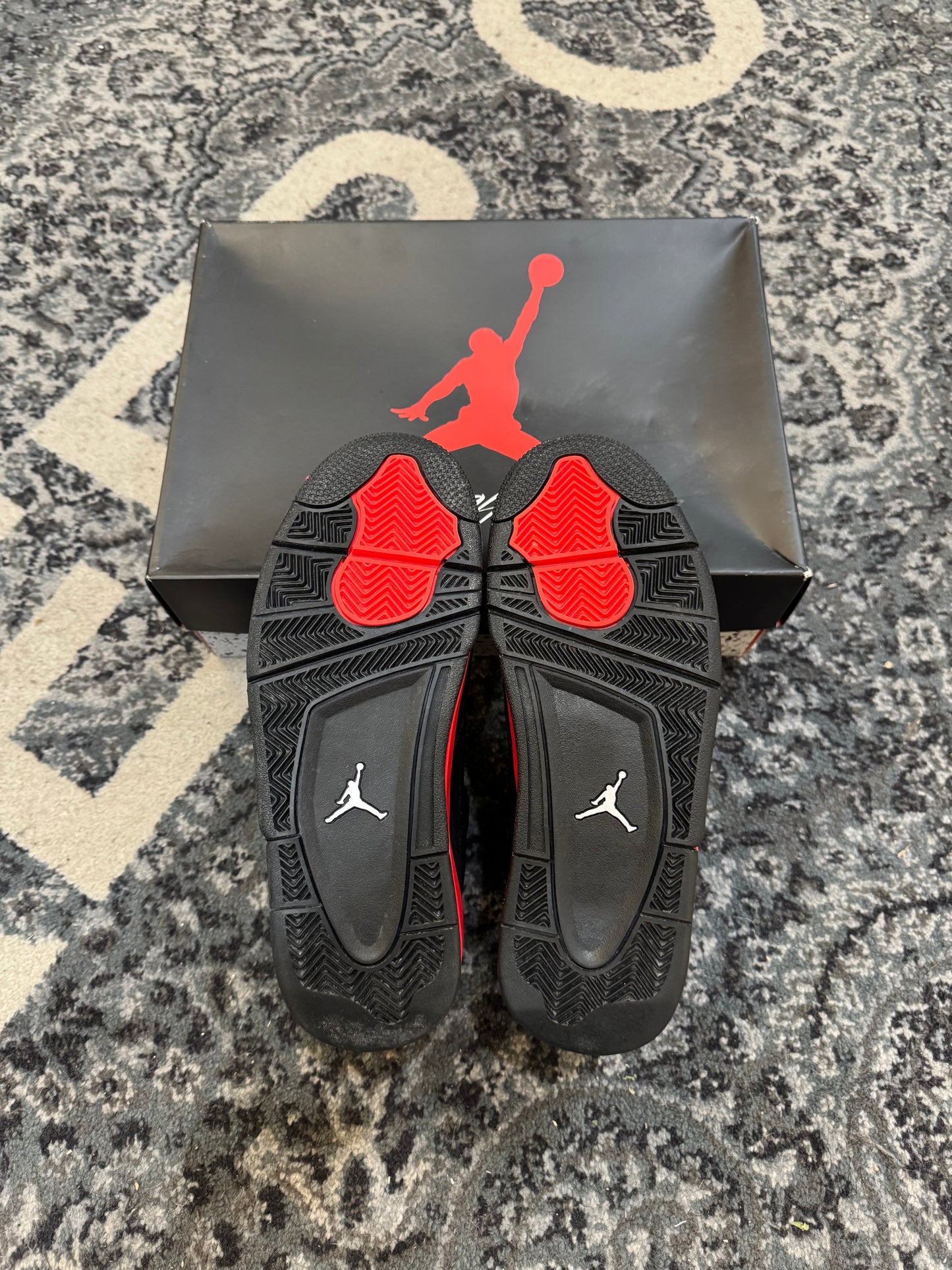 Pre-owned Retro 4 Red Thunder