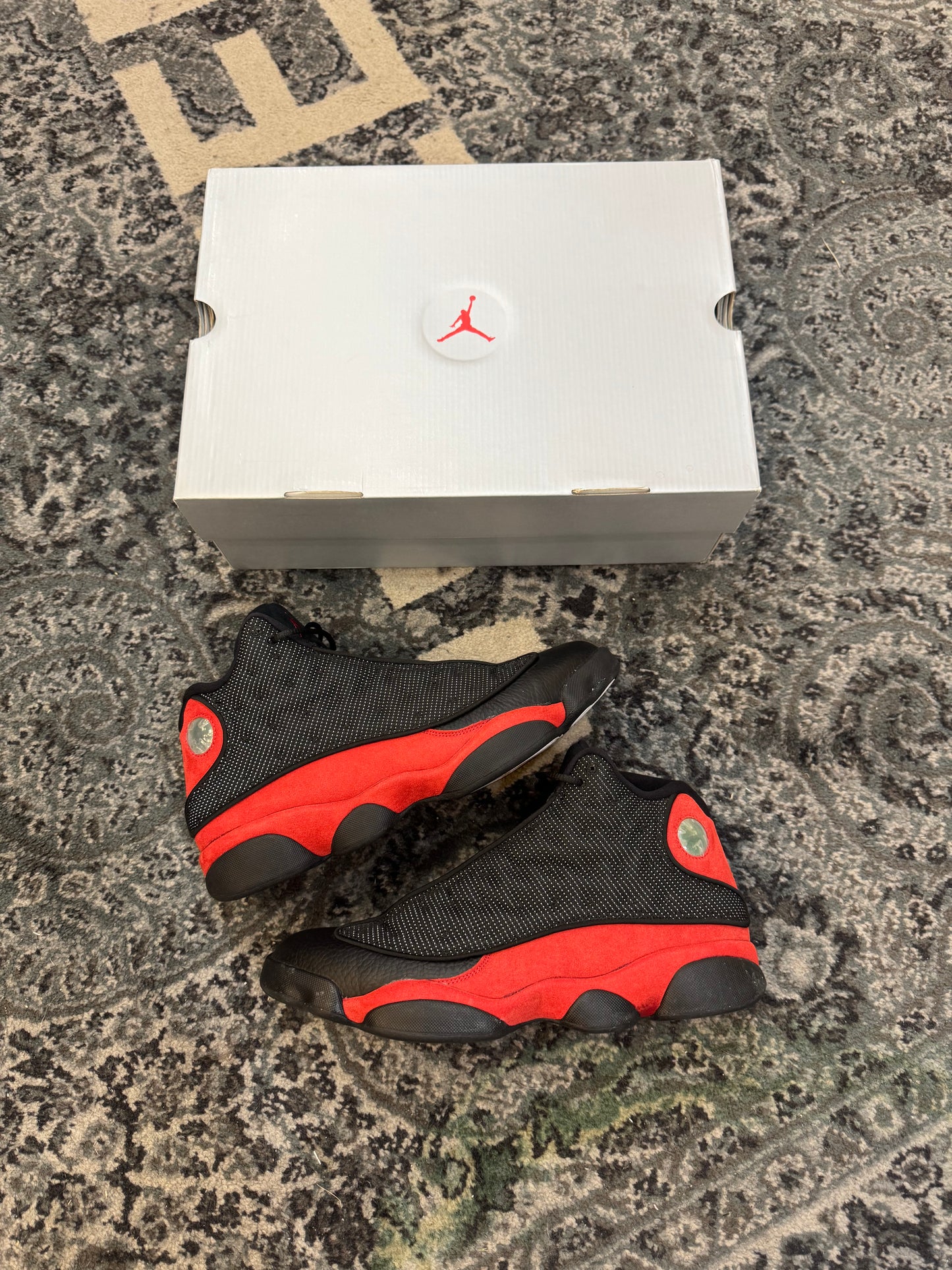 Pre-owned Bred 13