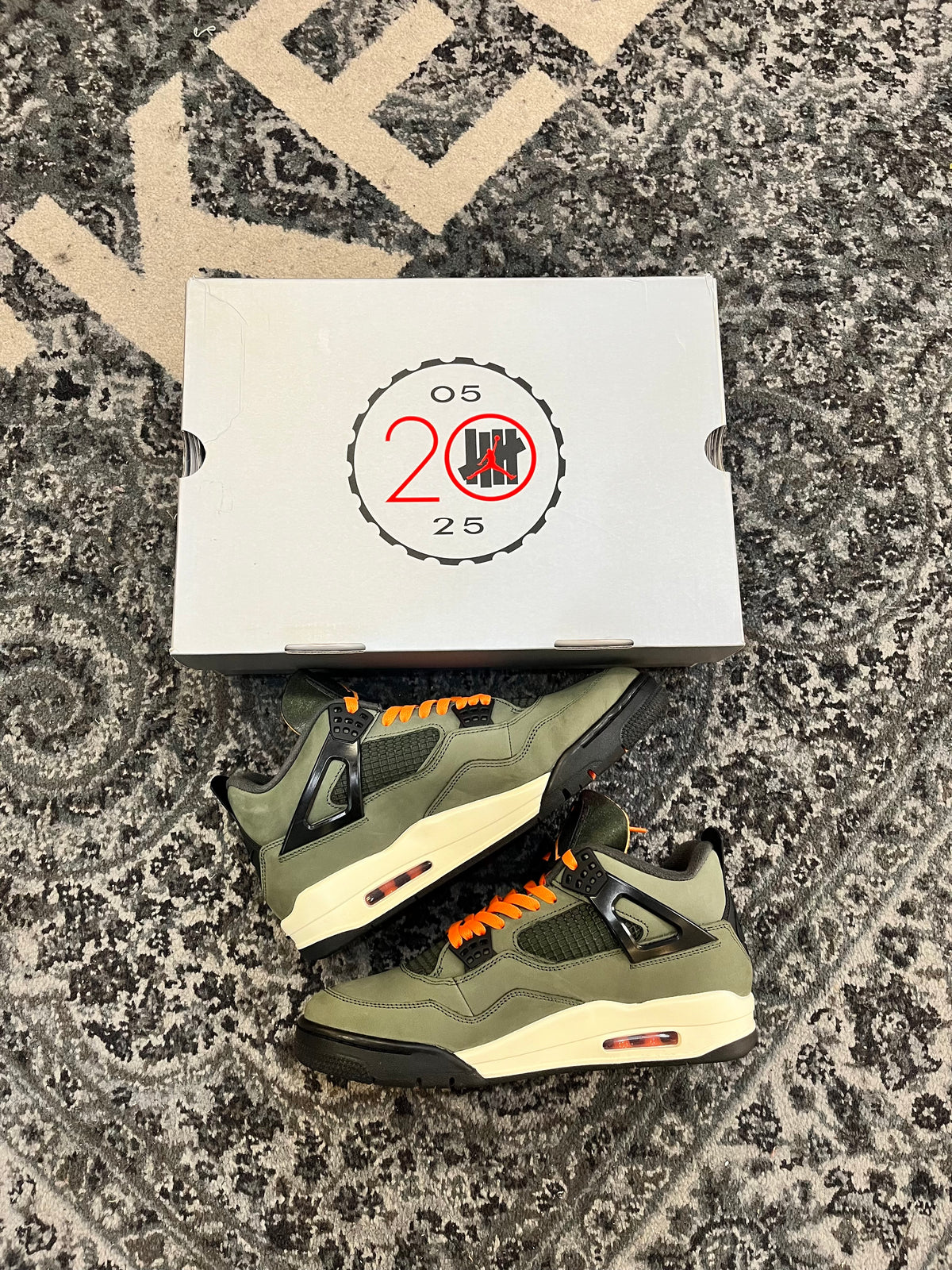 Pre-owned Undefeated 4