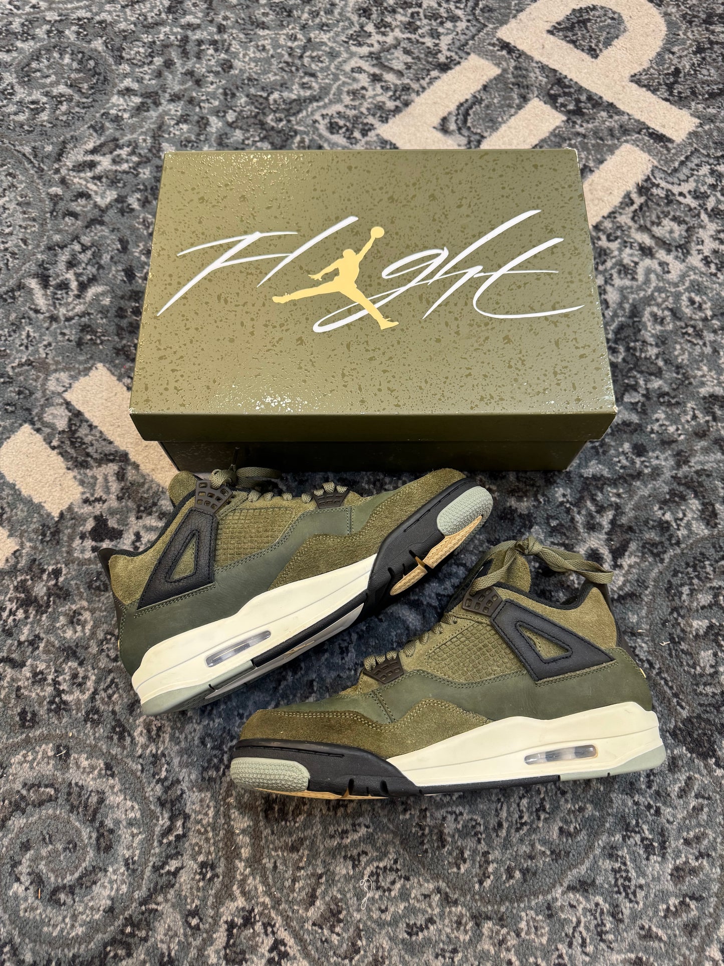 Pre-owned Retro 4 Craft Olive