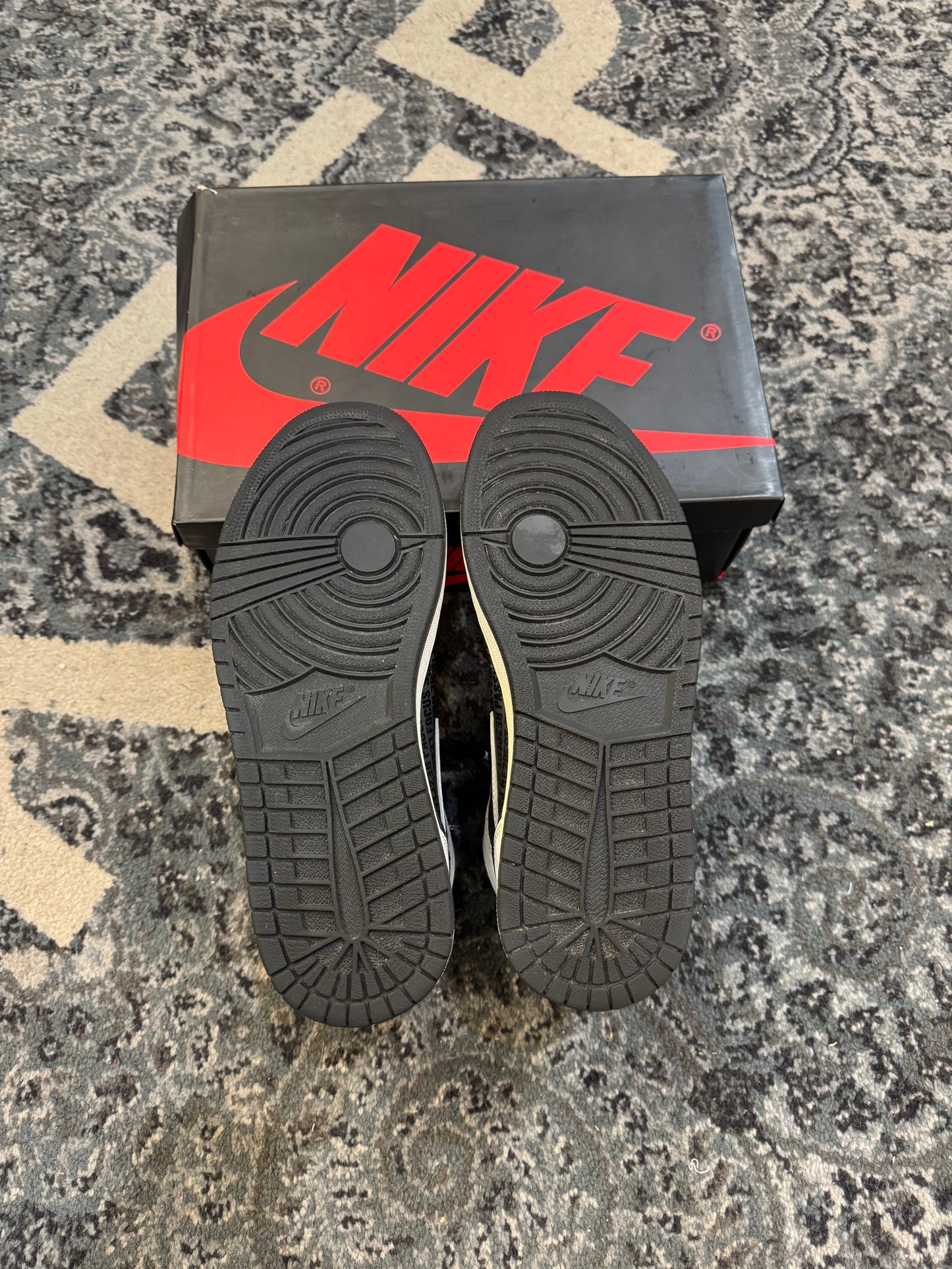 Pre-owned Retro 1 Jeter Re2pect