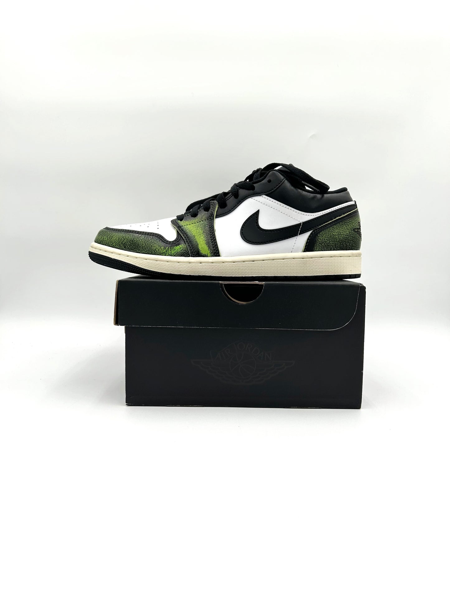 Pre-owned Jordan 1 Low Wear Away Electric Green