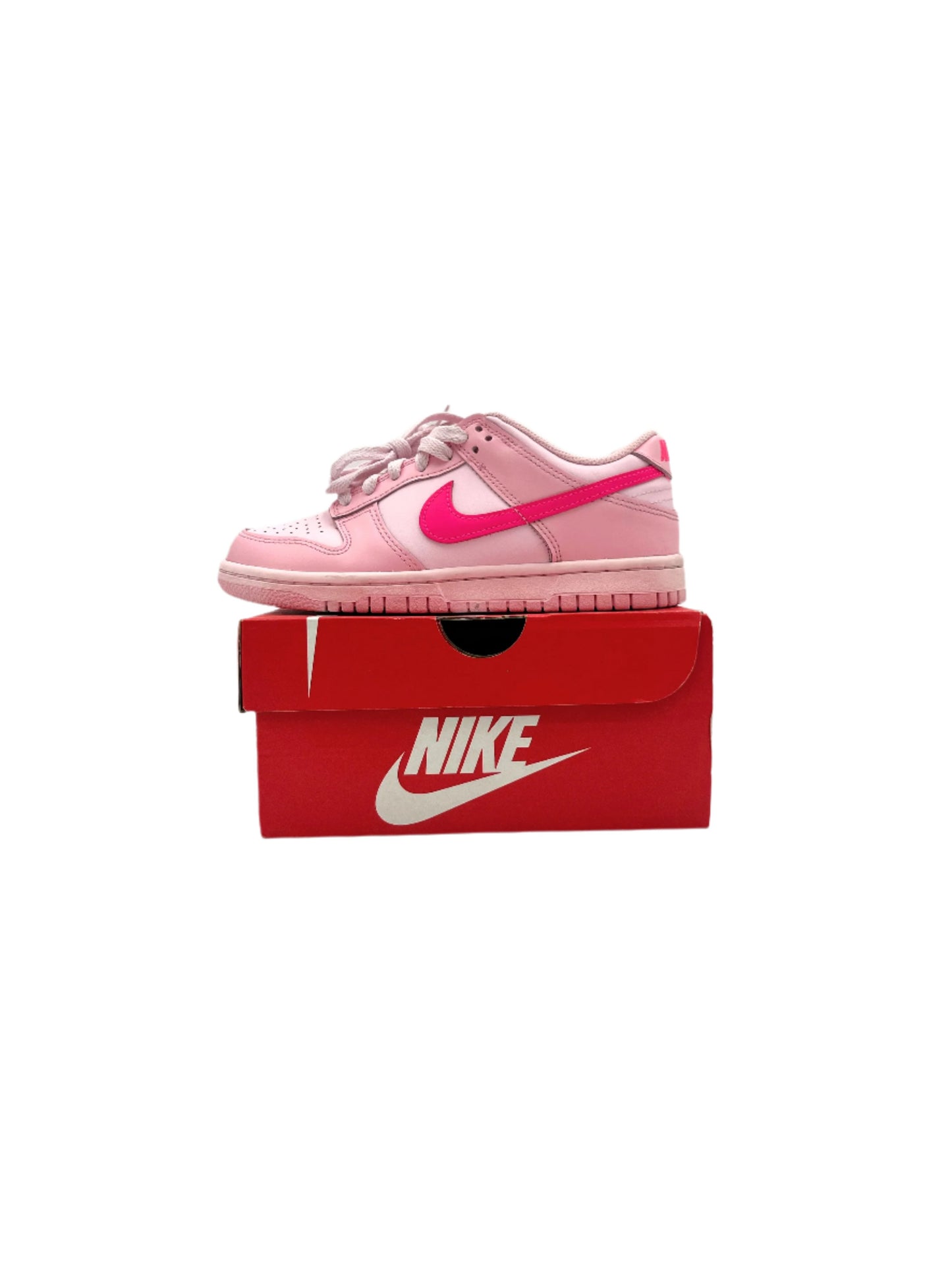 Pre-owned Nike Dunk Low Triple Pink (GS)