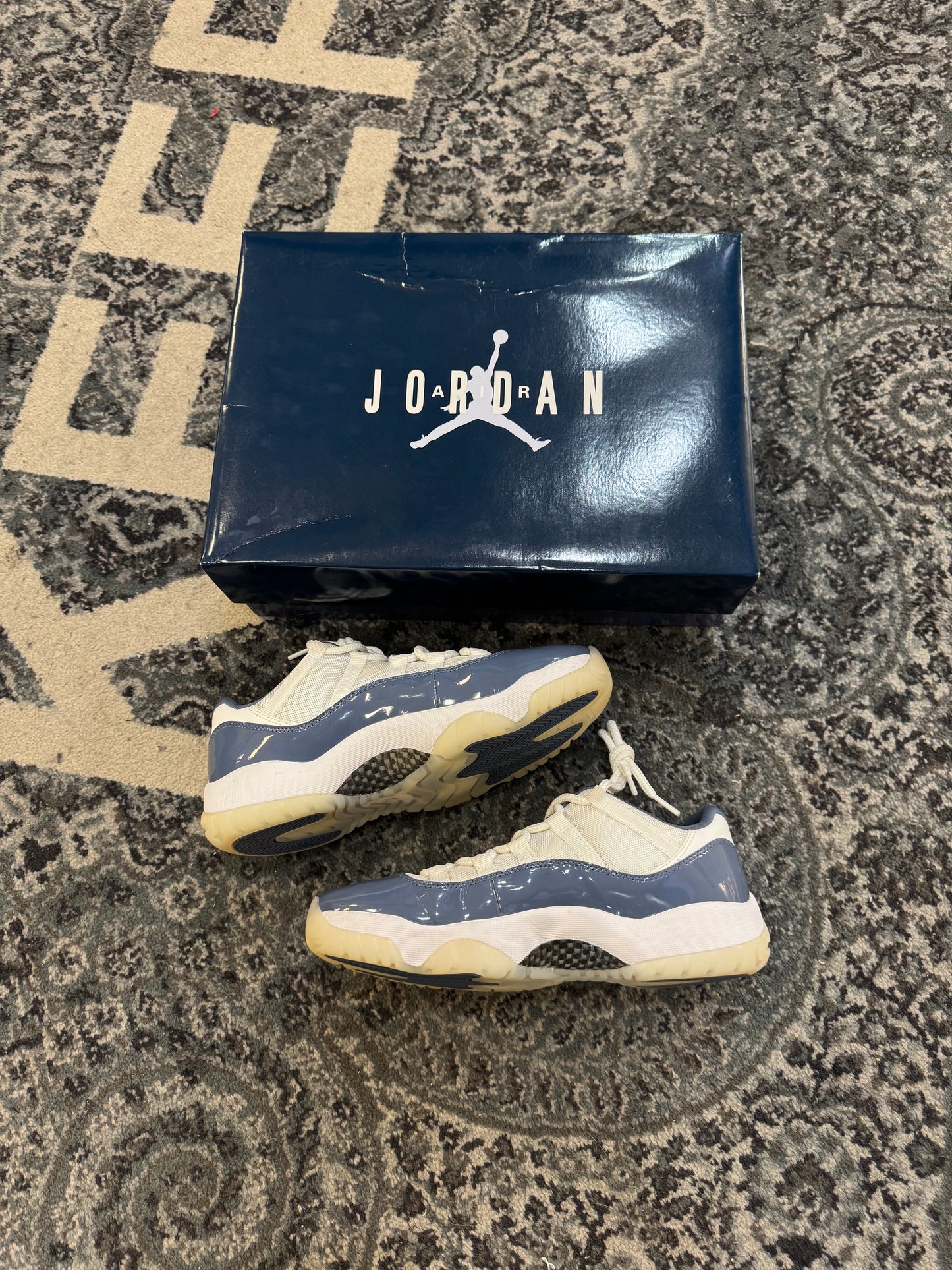 Pre-owned Diffused Blue 11 Low