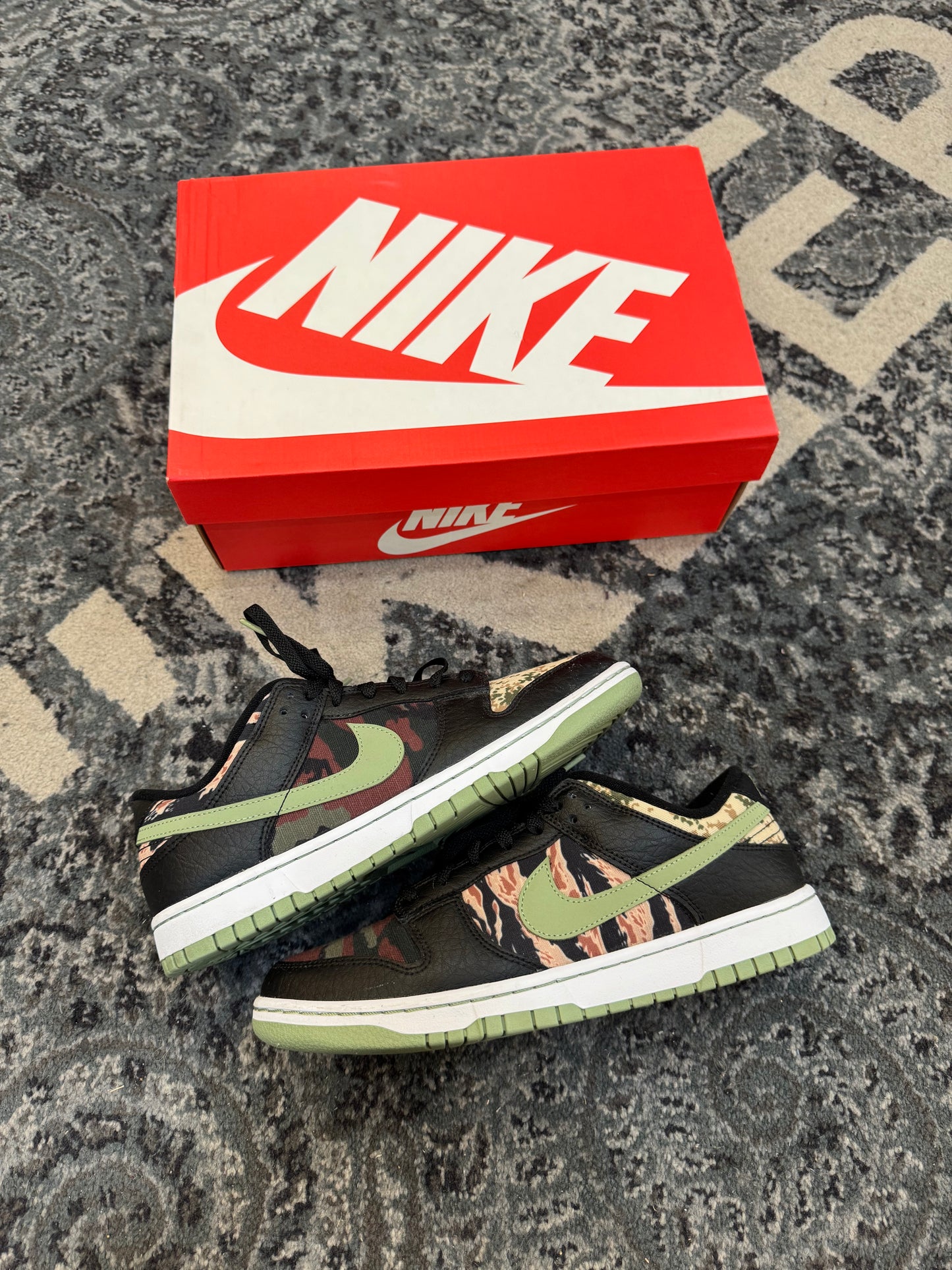 Pre-owned NIke Dunk Low Crazy Camo