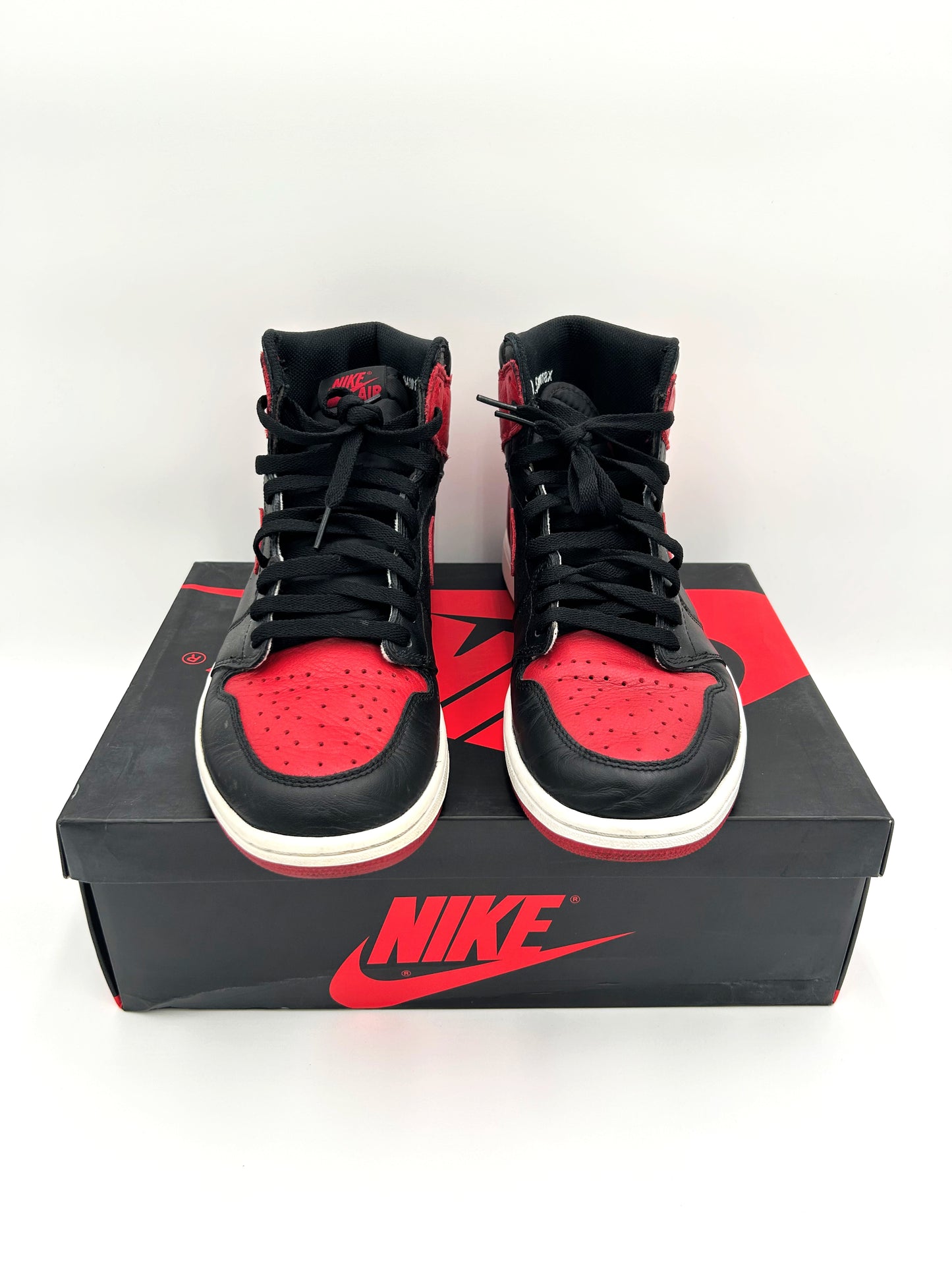 Pre-owned Retro 1 Bred Banned (2016)