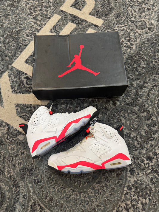 Pre-owned White Infrared 6 (2014)