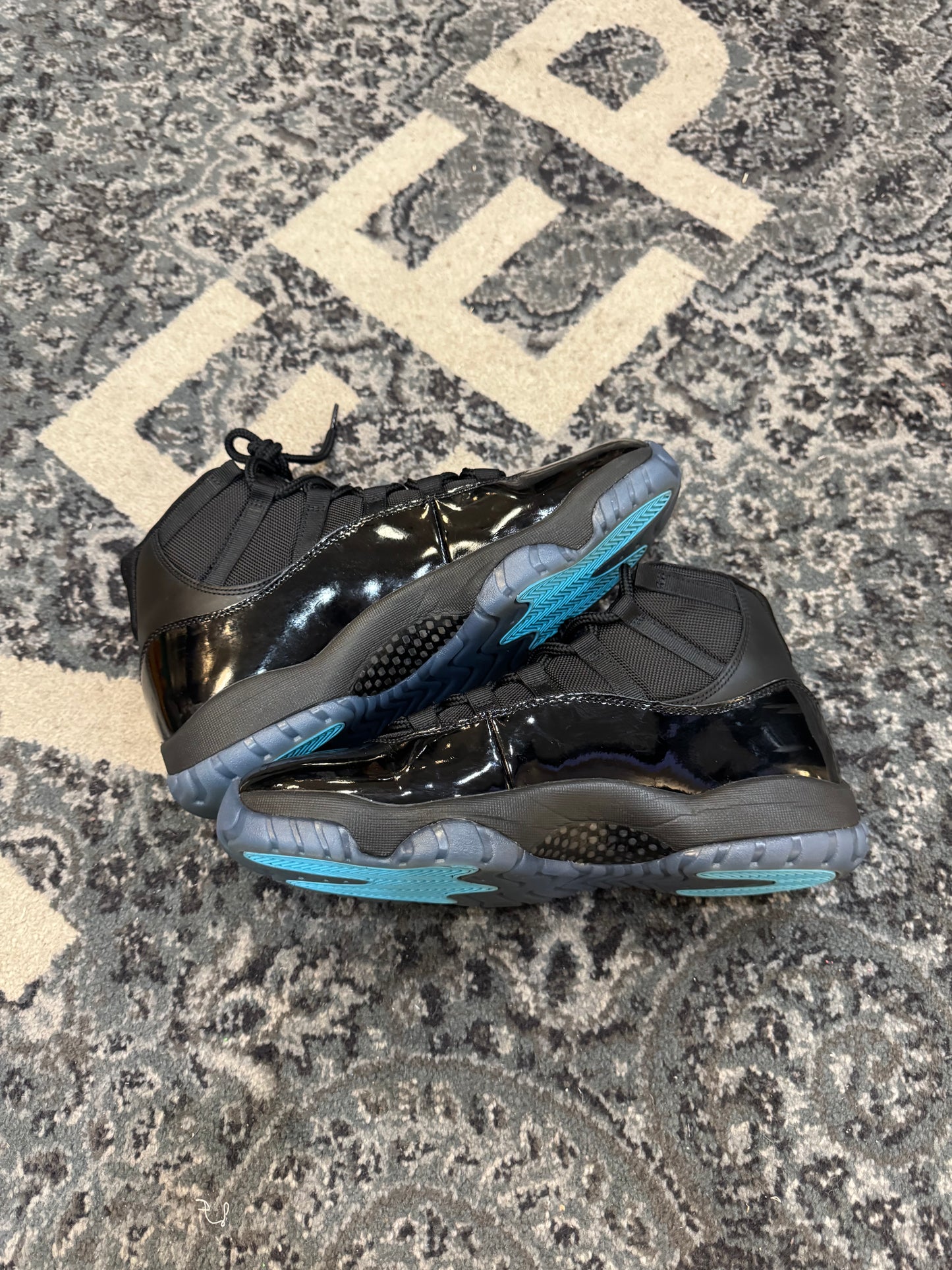 Pre-owned Retro 11 Gamma