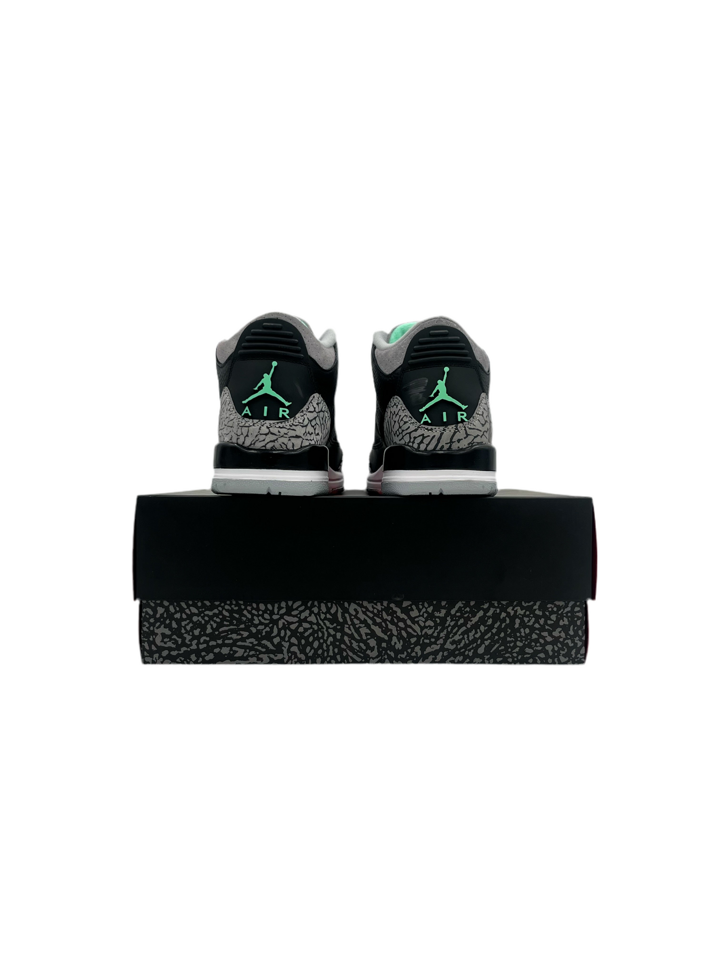 Pre-owned Retro 3 Green Glow (GS)