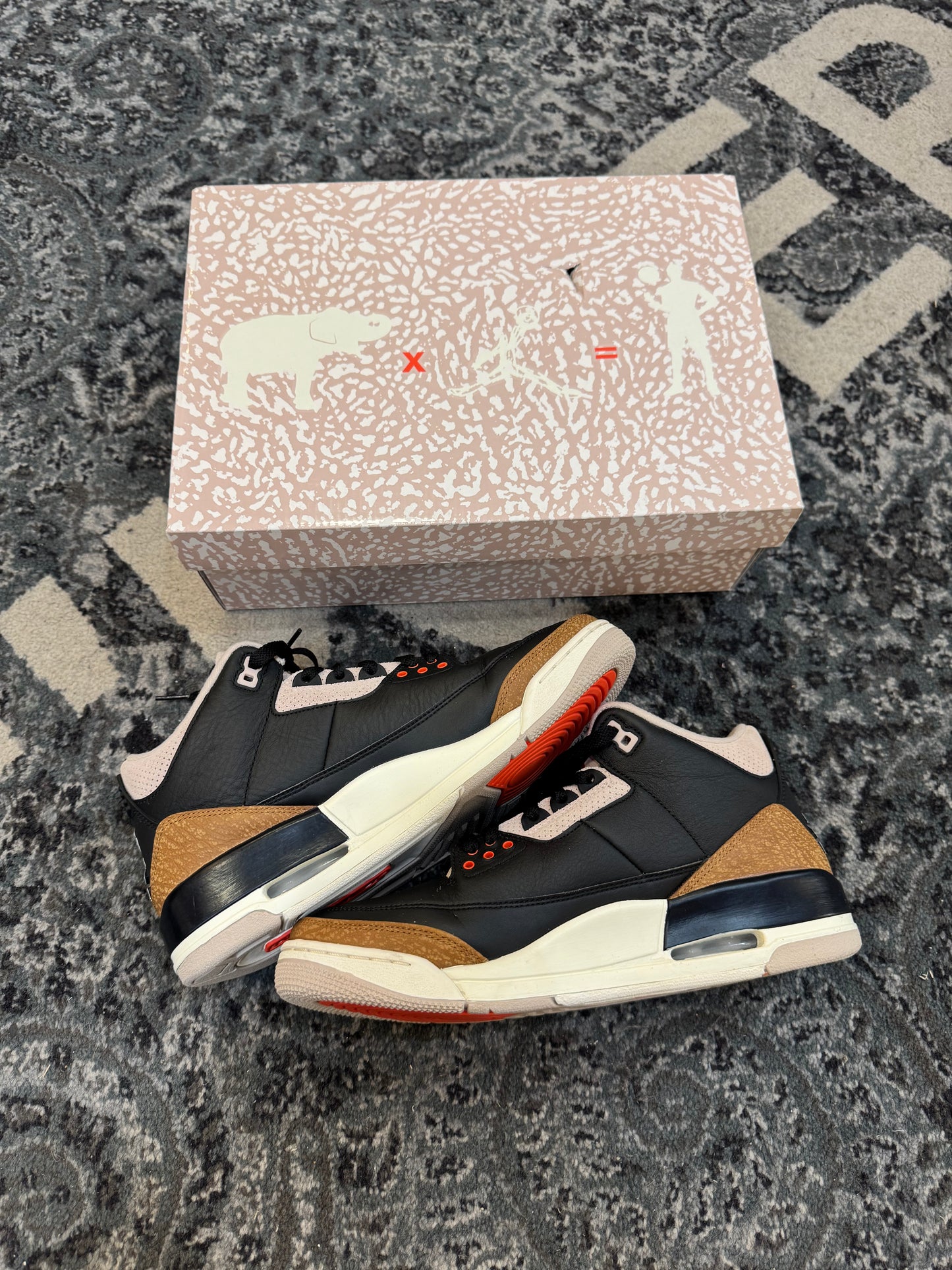 Pre-owned retro 3 Desert Elephant