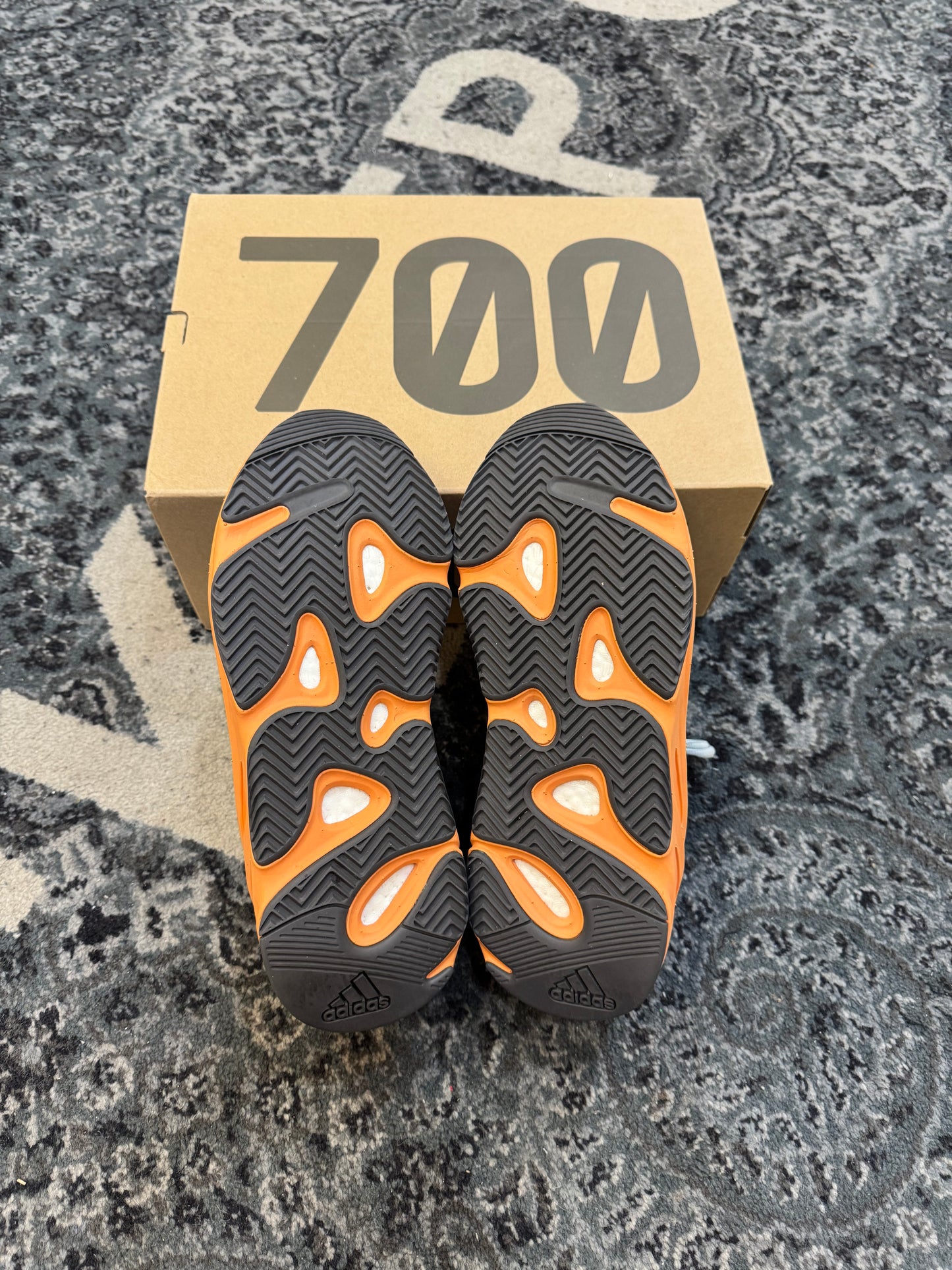 Pre-owned Yeezy 700 Washed Orange