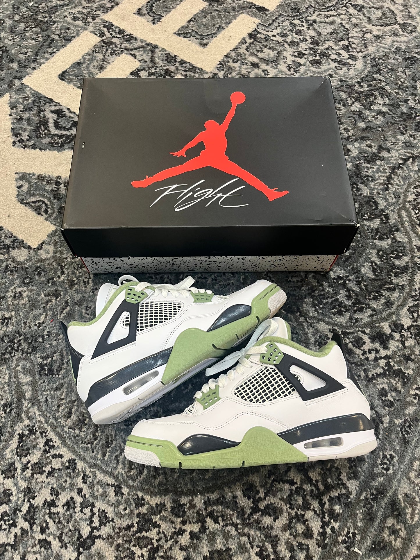 Pre-owned Seafoam 4